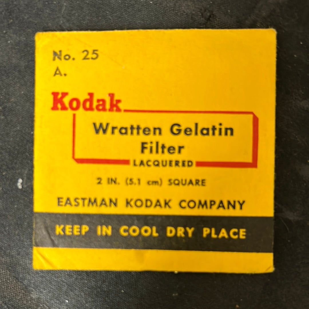 Kodak Wratten Gel Filter (No.25)  2" x 2"