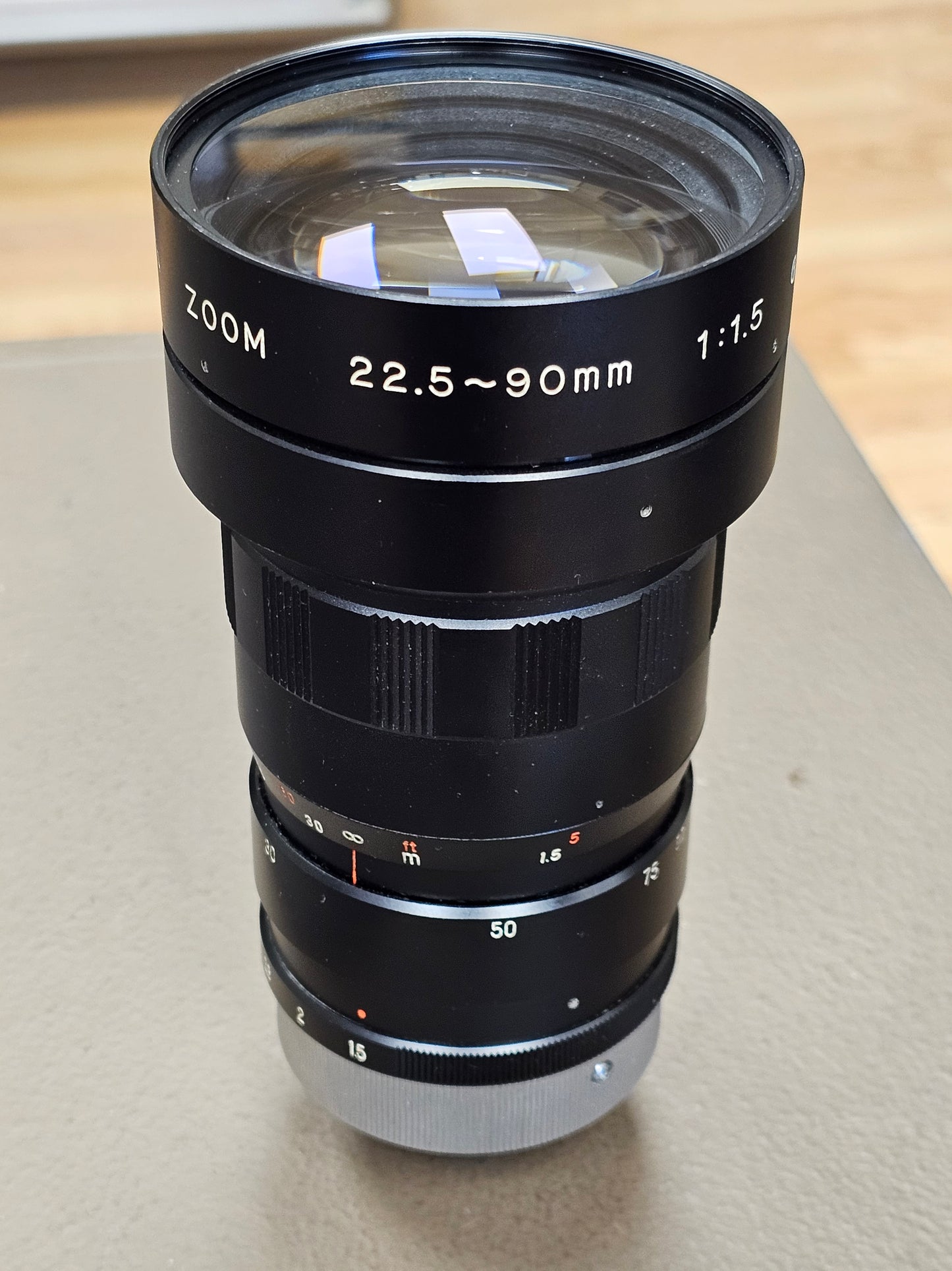 Sun-Cosmicar 22.5-90mm f1.5 TV-16 Zoom Lens C-Mount Lens S# 71516