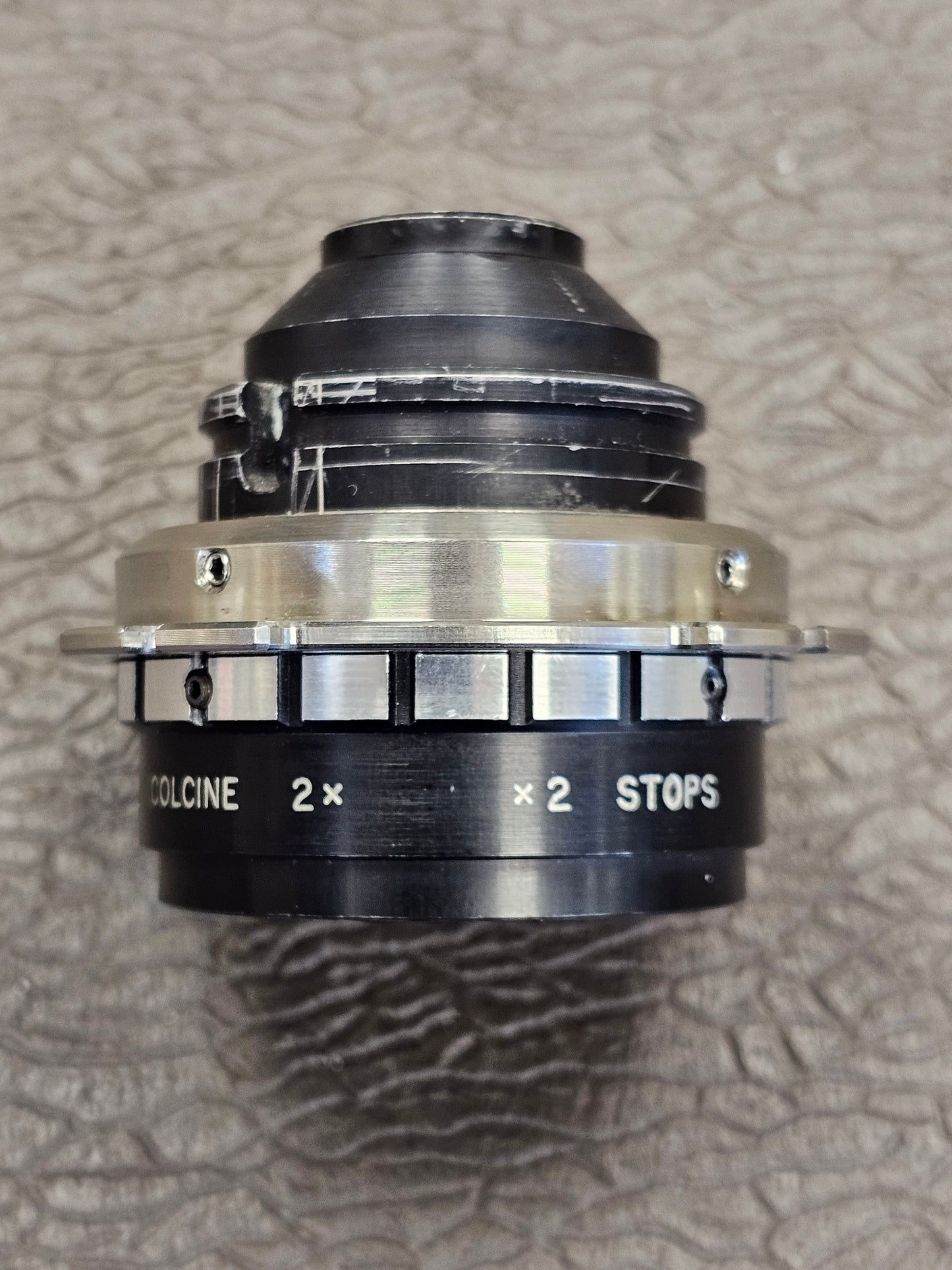 Colcine 2X Lens Extender ( Arri Standard Mount - Arri Bayonet )