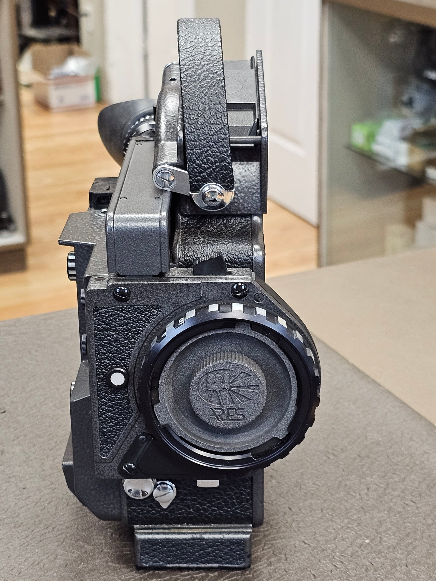 Bolex Super 16 EL Mark III Camera body with 13x Viewfinder S# 313127