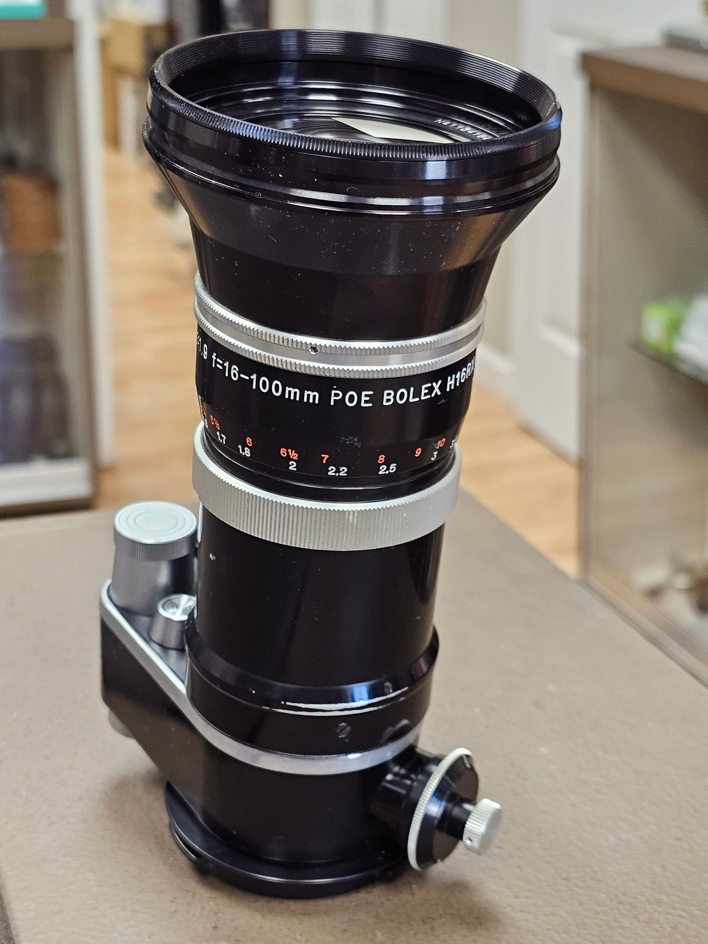 Kern Vario-Switar 16-100mm POE f1.9 Bolex Bayonet Mount S# 1118269