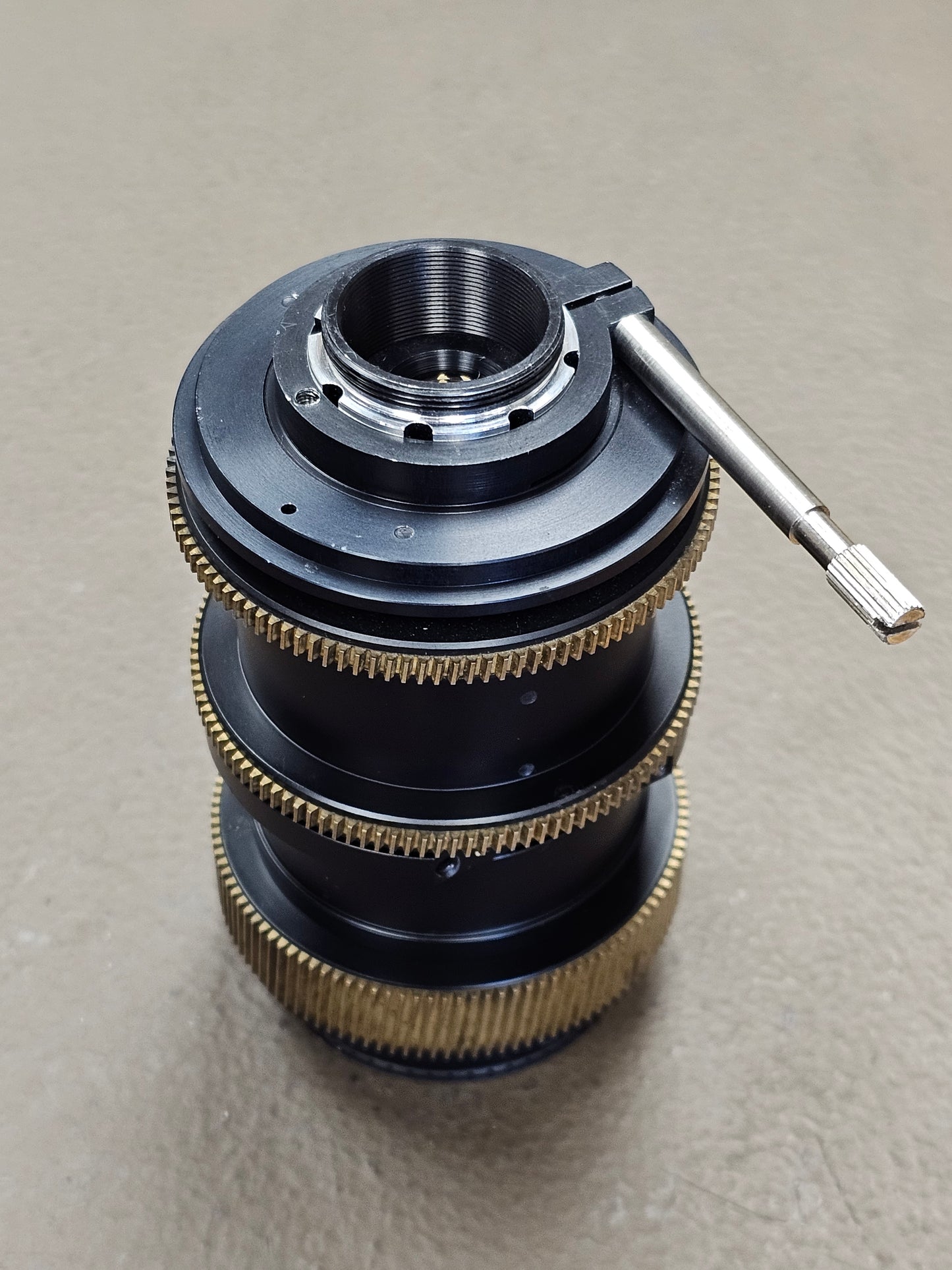 Prototype Super 16mm Zoom lens C-Mount (Angenieux 17-68mm f2.2/T2.5 C-Mount Zoom lens)