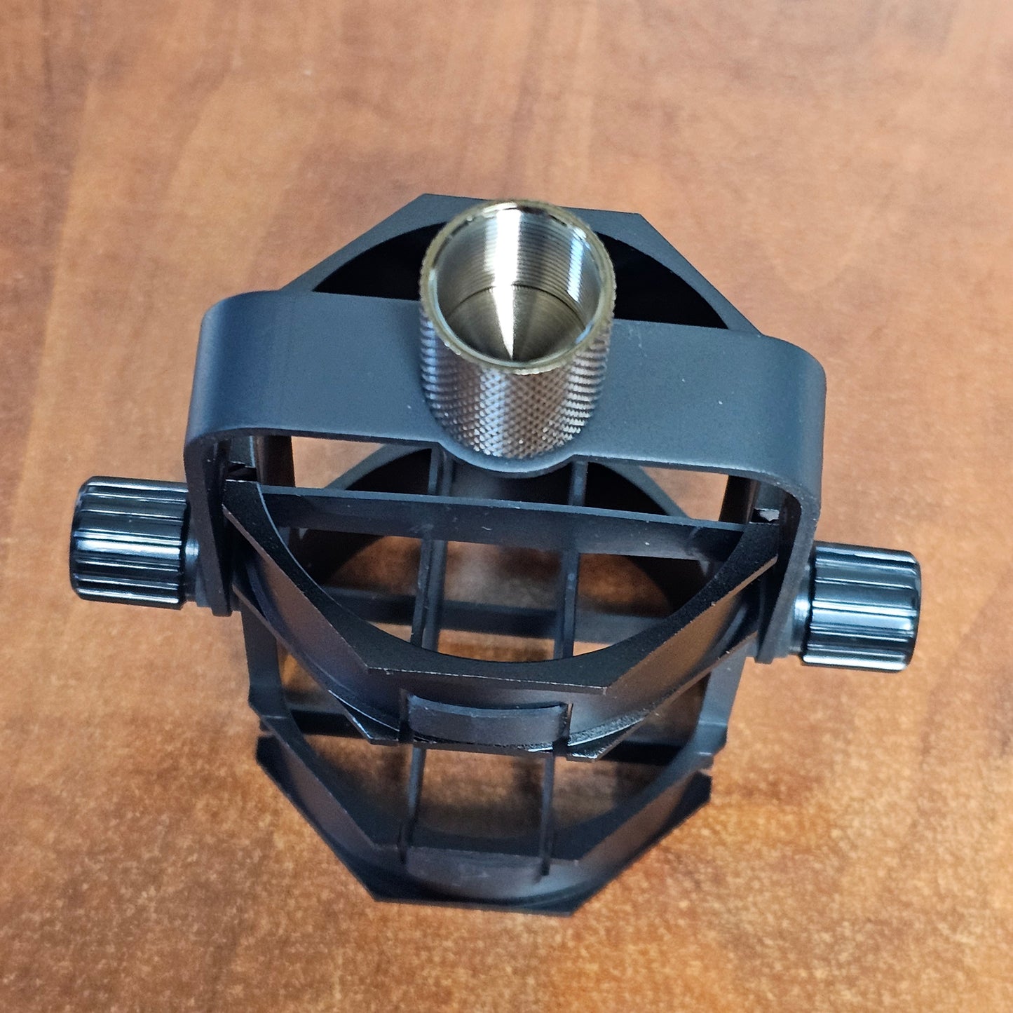 Audio-Technica AT8415 Universal Shockmount