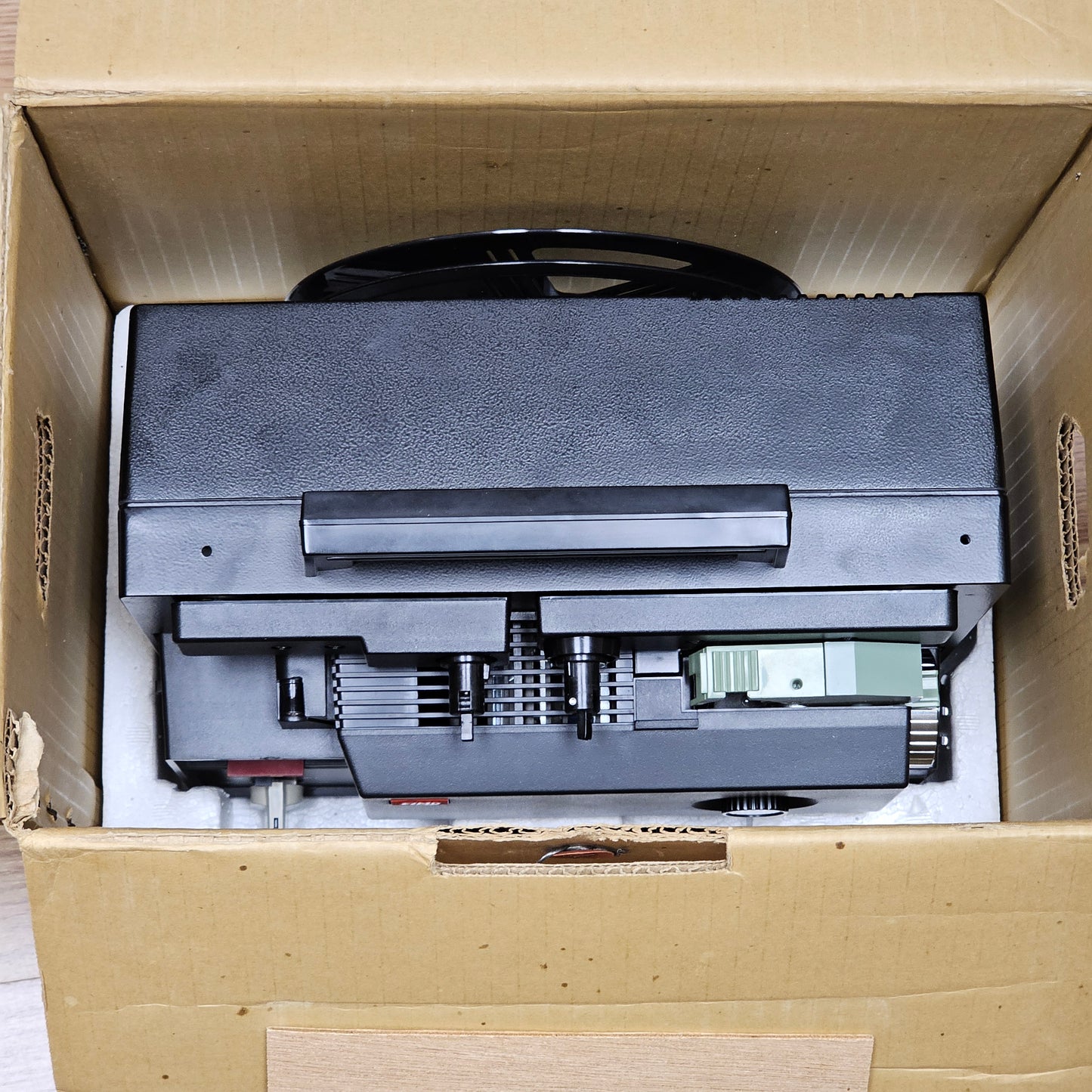Elmo ST-600 M Super 8mm Sound Projector S# 412214