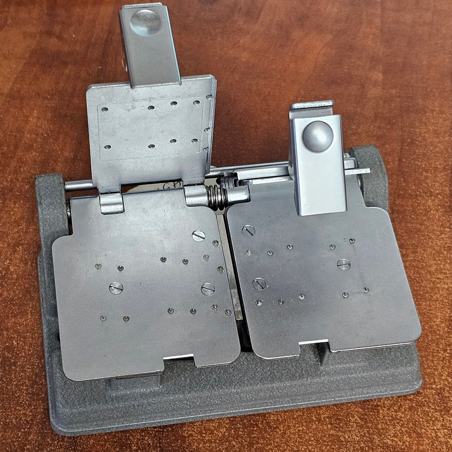 BOLEX PAILLARD TRIFILM 8MM, 9.5MM & 16MM Metal Film Splicer