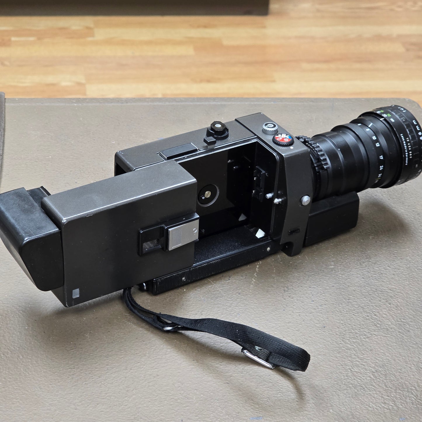 Leicina Special Super 8mm Camera S# 083417 with Optivaron 6-66mm Zoom lens S# 12424960