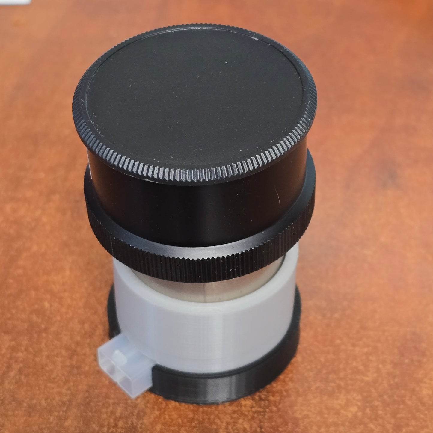 Beaulieu 4008 Off-Camera Battery Charging Cradle (Ares)