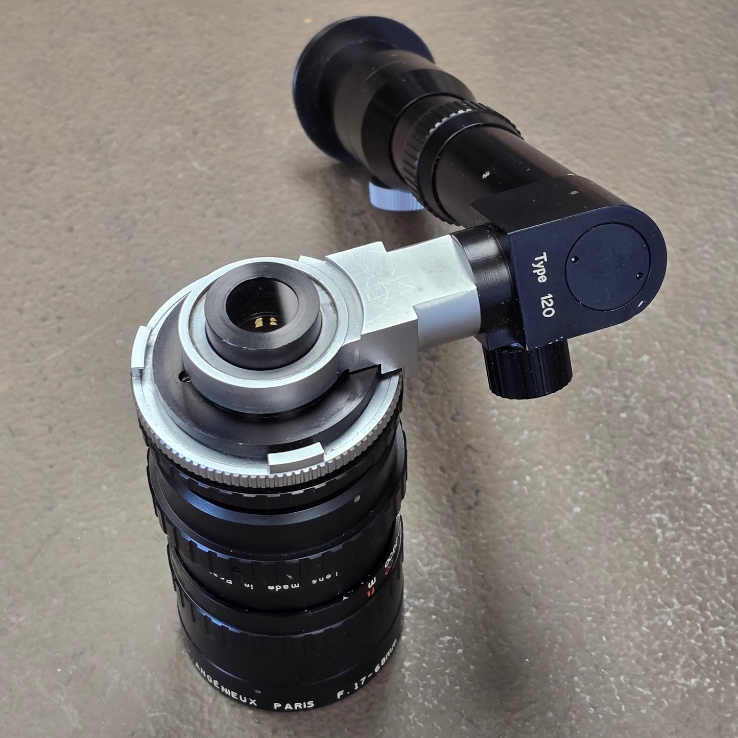 Angenieux 17-68mm f2.2 C-Mount Zoom lens Type 4x17A With Dogleg Viewfinder S# 1219849