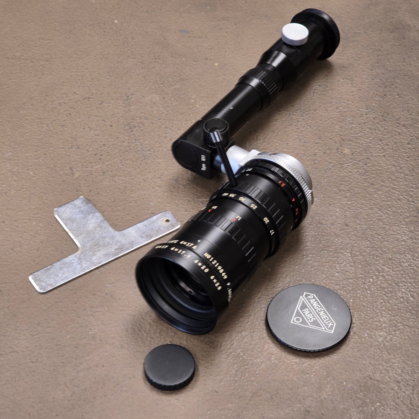 Angenieux 17-68mm f2.2 C-Mount Zoom lens Type 4x17A With Dogleg Viewfinder S# 1219849