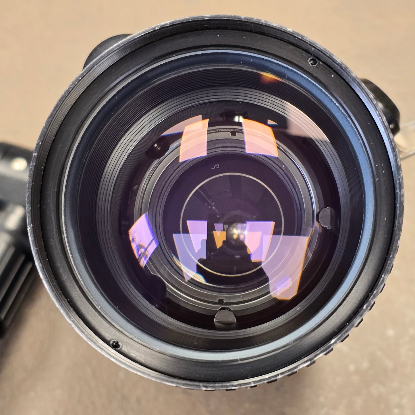 Angenieux 12-120mm f2.2 Type 10 x 12A C-Mount Zoom lens with Dogleg Viewfinder S# 1233032
