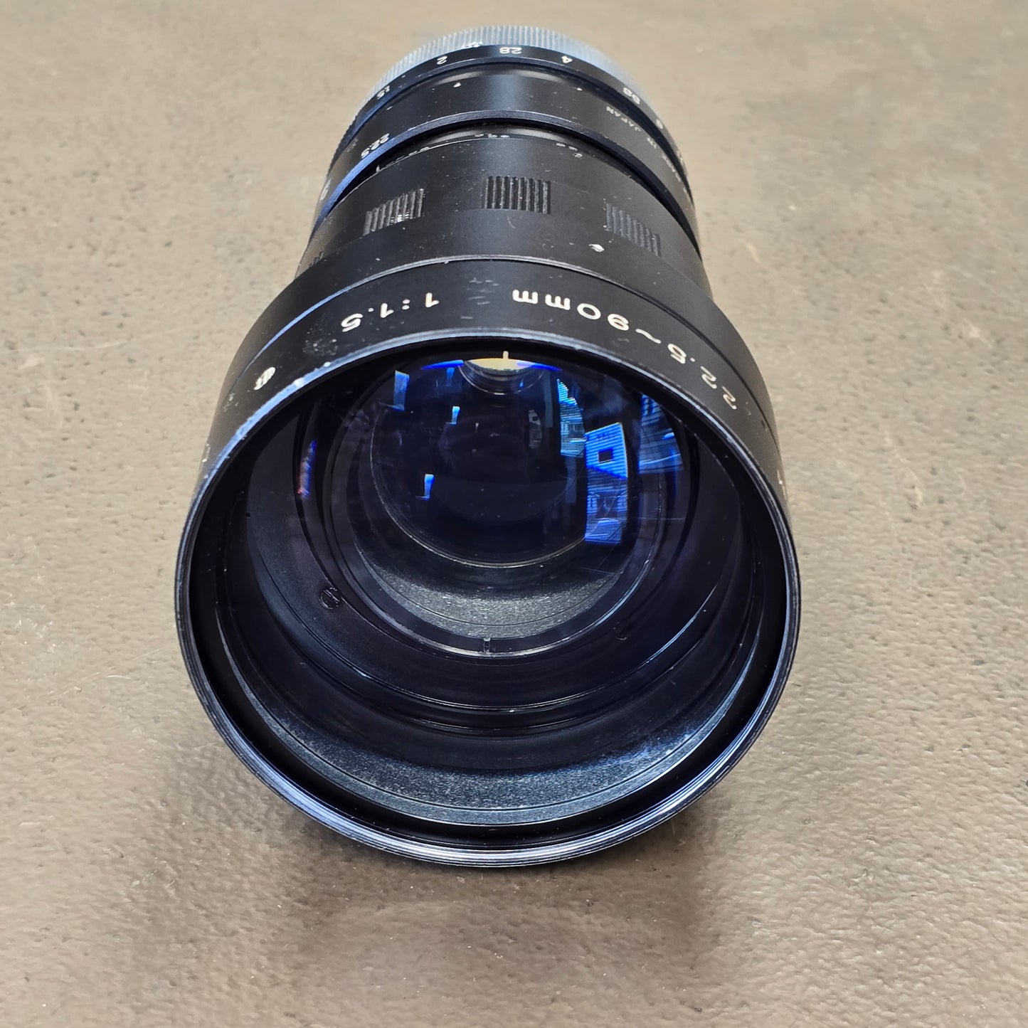 Sun-Cosmicar 22.5-90mm f1.5 TV-16 Zoom Lens C-Mount Lens S# 73803