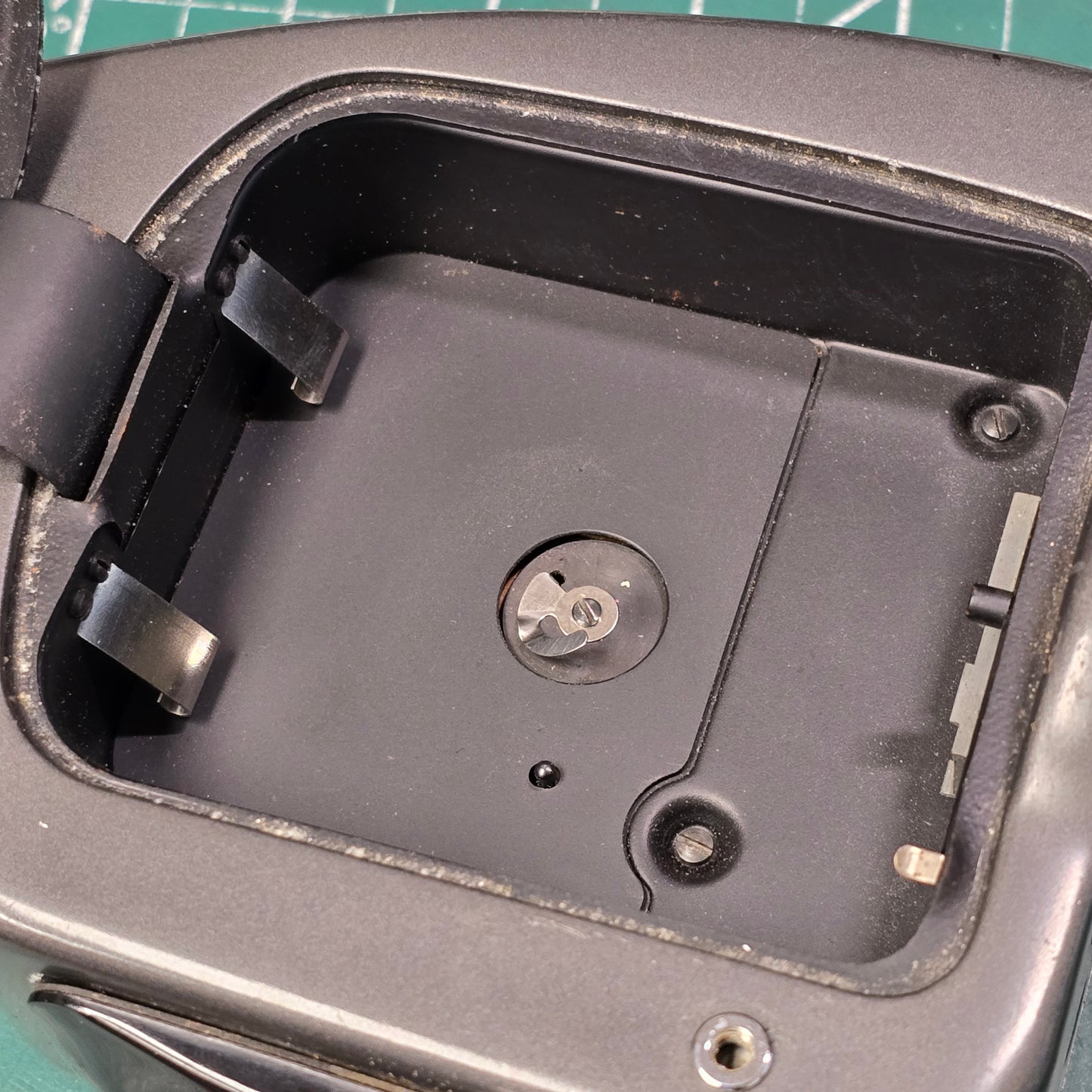 Beaulieu Cartridge Chamber Plate Replacement for ZM Series cameras