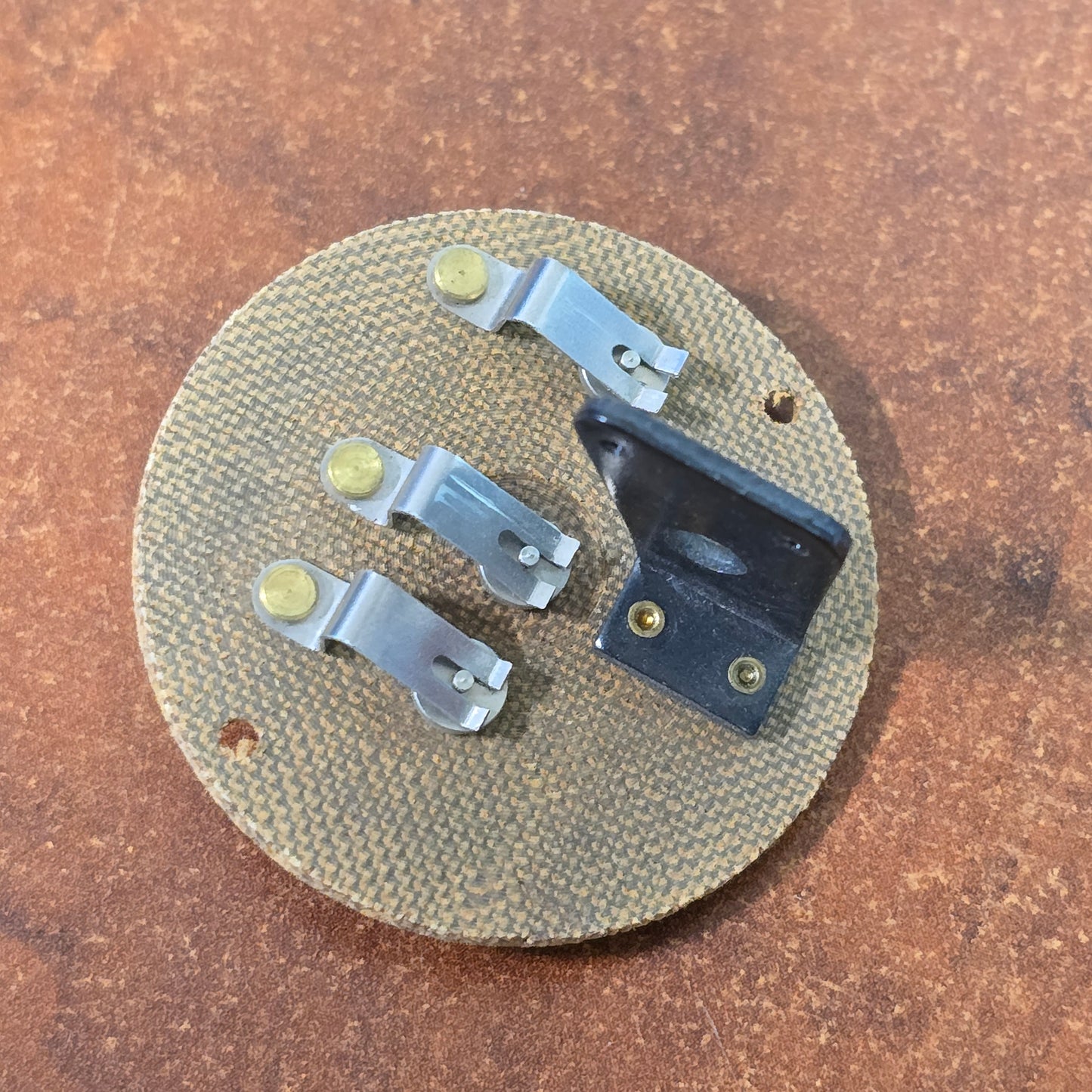 Beaulieu R-16 Contact Support Plate for Powergip