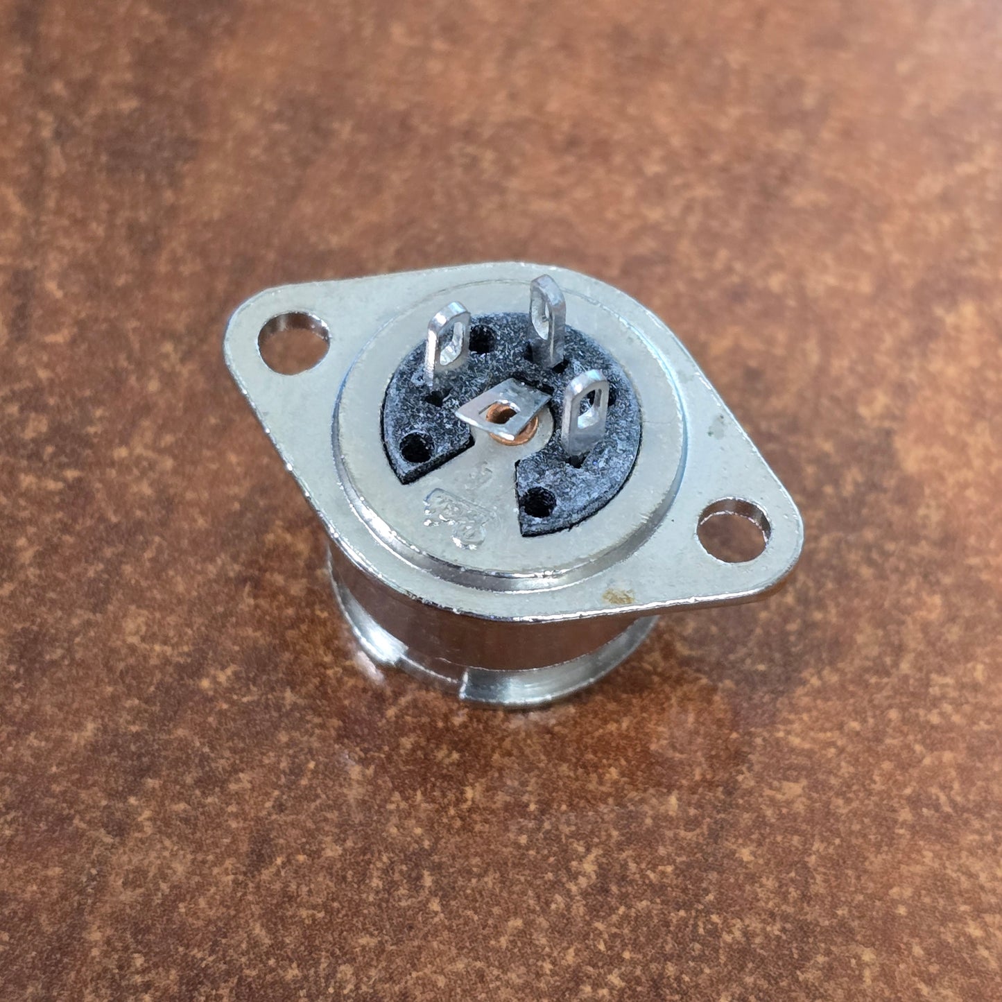 Beaulieu R-16 3-Pin DIN Connector Female for Camera Body