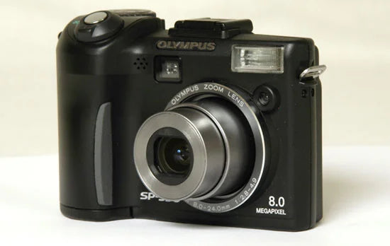 OLYMPUS SP-350 8MP Digital Camera with 3x Optical Zoom (Black OLYMPUS SP-350 8MP Digital Camera with 3x Optical Zoom (Black
