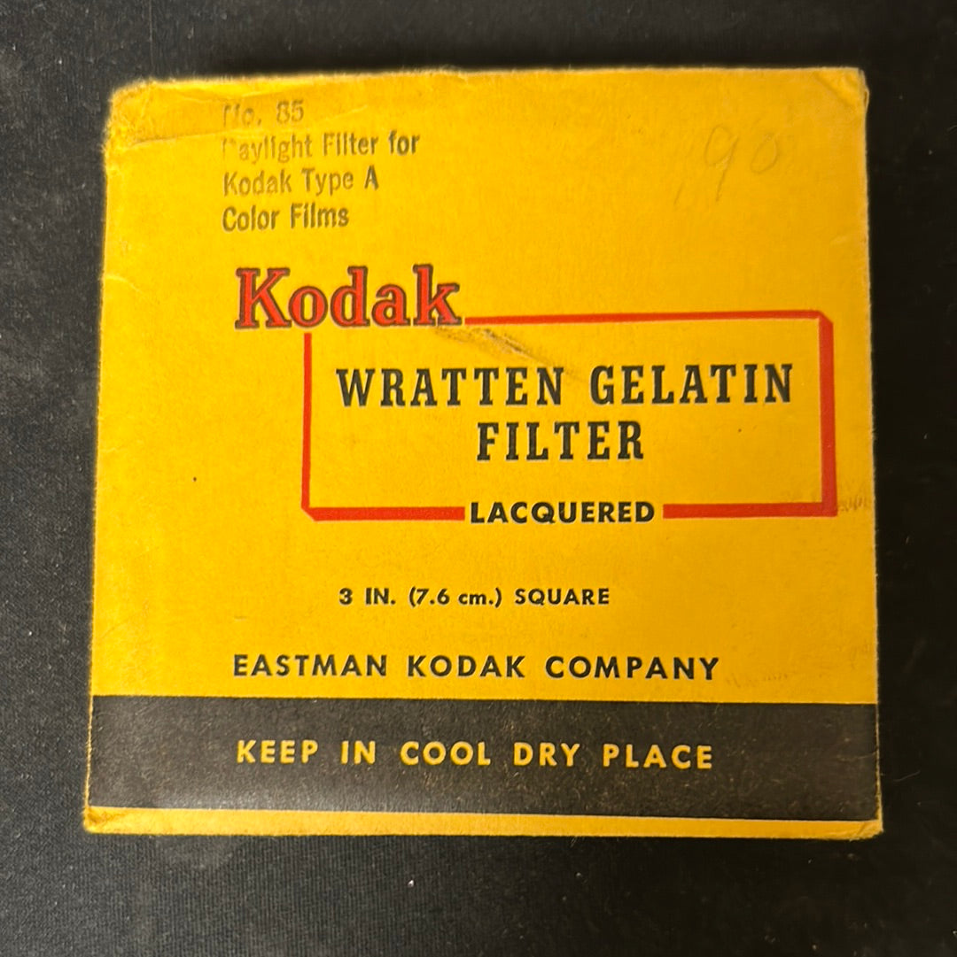 Kodak Wratten Gel Filter (No.85) 3" x 3" - Partial
