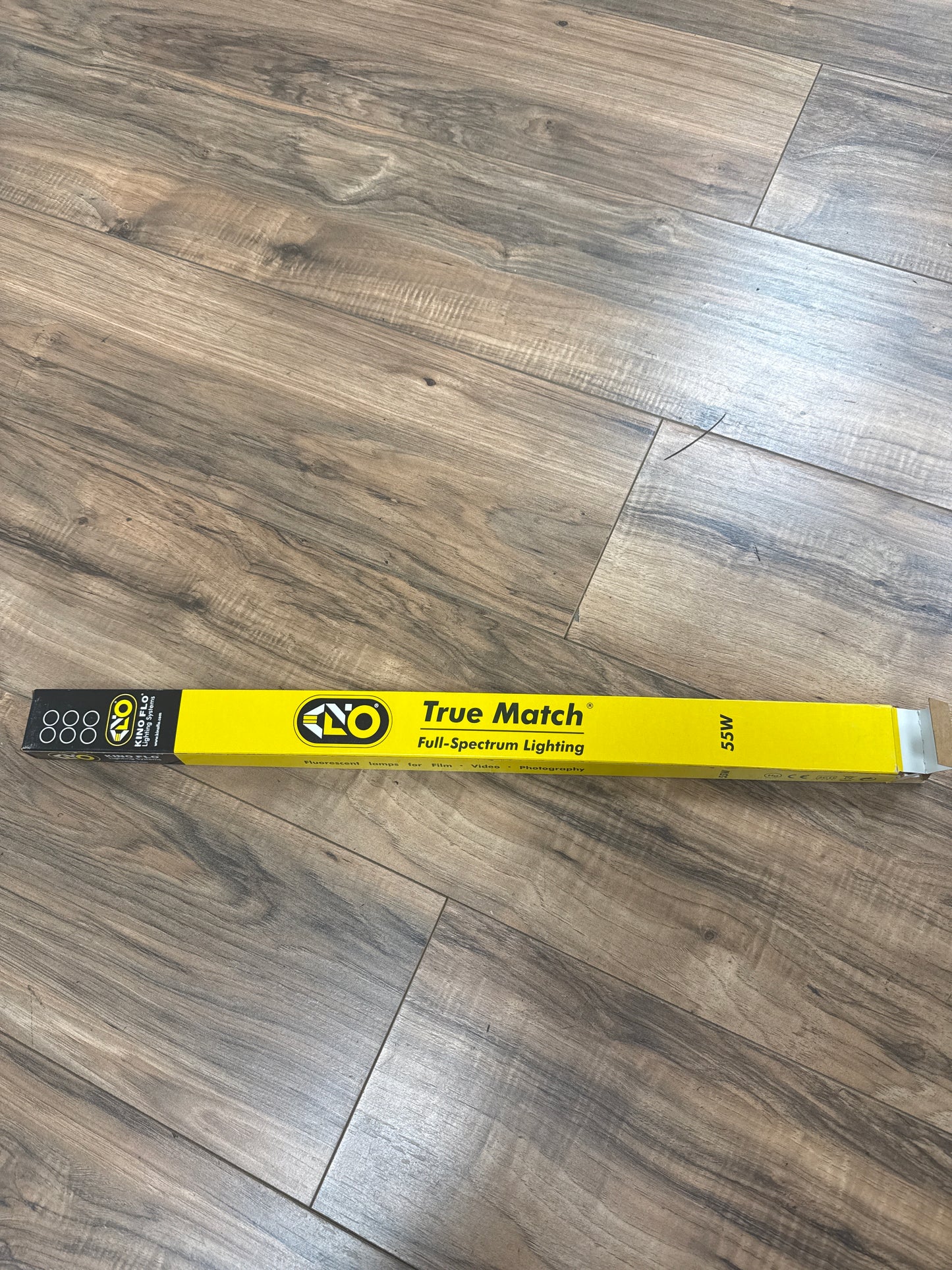 Kino Flo True Match Compact Fluorescent Light - Daylight Balanced KF55