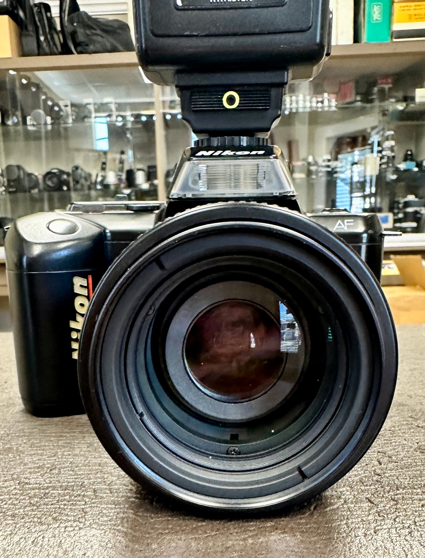 Nikon N4004 S# 2037771 with Nikon AF NIKKOR 70-210mm S# 2186426 and Nikon SB-50DX Speedlight