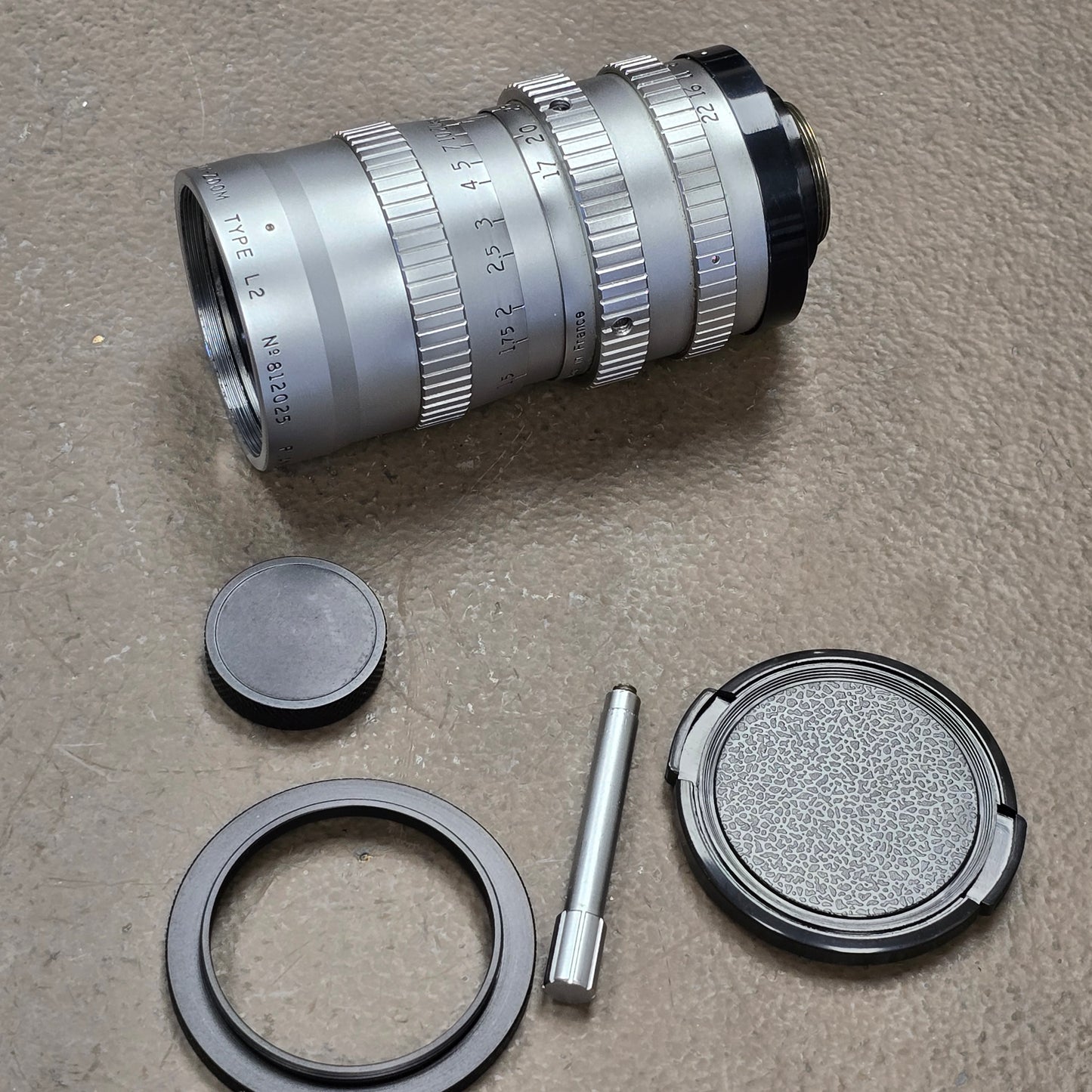 Angenieux 17-68mm f2.2 C-Mount Zoom lens Type L2 (Silver Version) S# 812025
