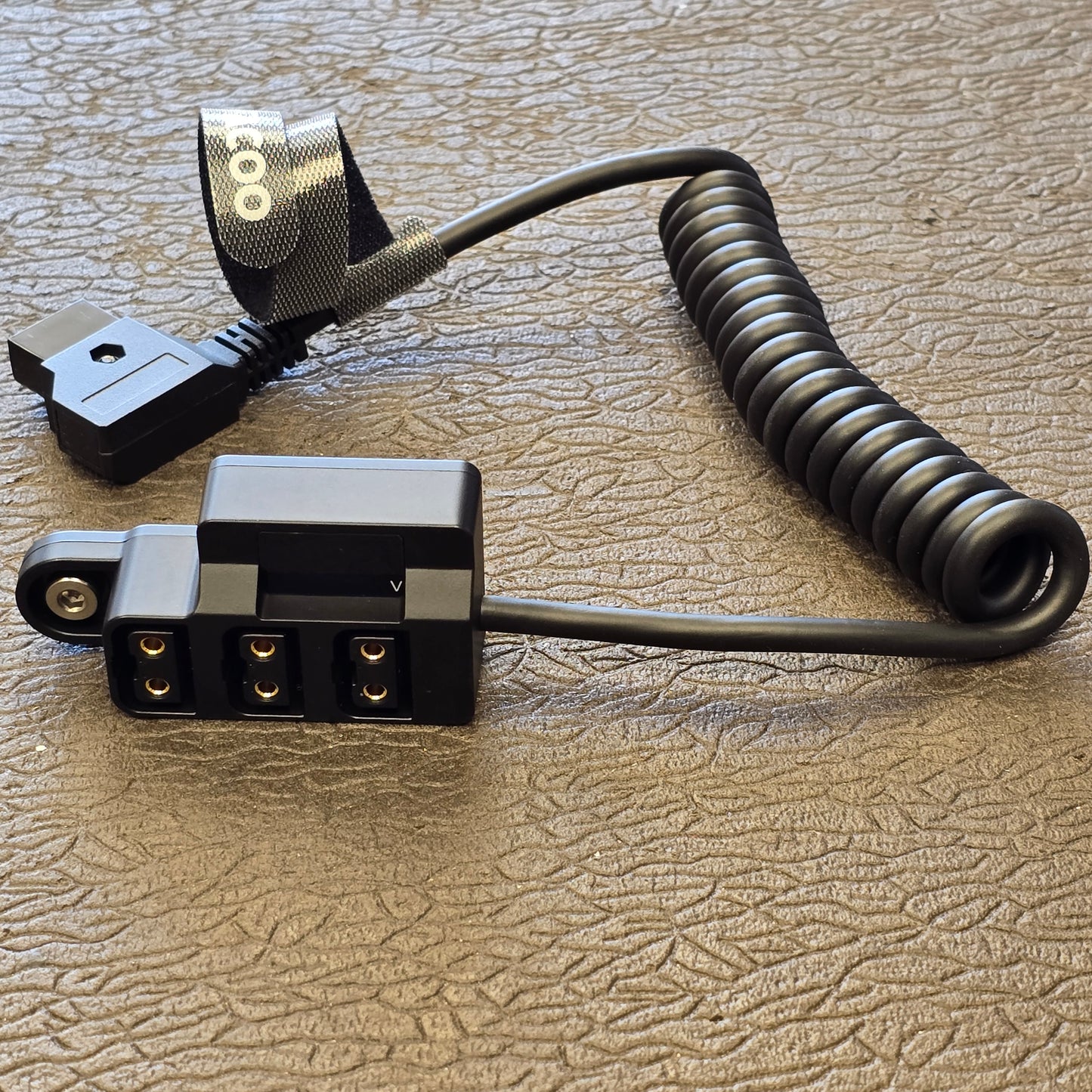 D-Tap 3 Port Splitter Power Cable Hub with Voltage Display