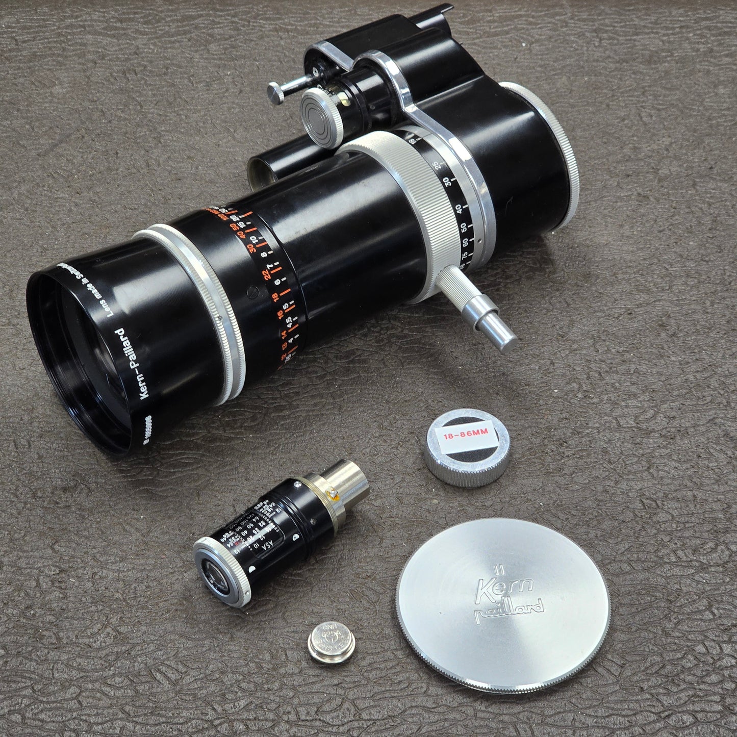 Kern Vario-Switar 18-86mm EE f/2.5 H16 RX C-Mount Zoom Lens S# 1055996