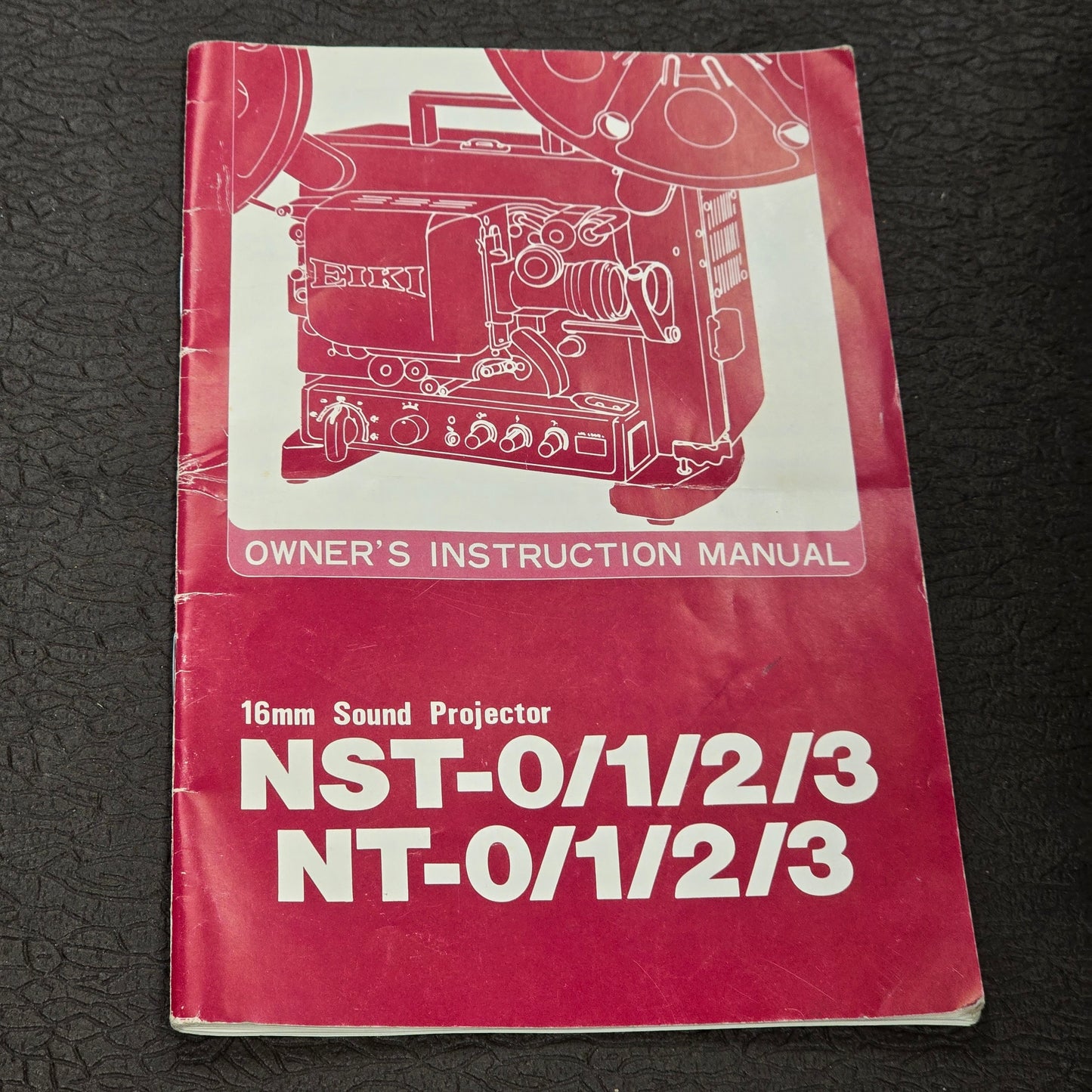 Eiki NT-O 16mm Autoload Sound Projector with Take up reel & Cover S# 21666