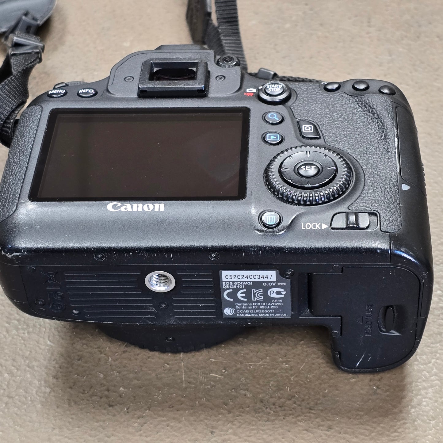 Canon EOS 6D DSLR Camera Body S# 052024003447