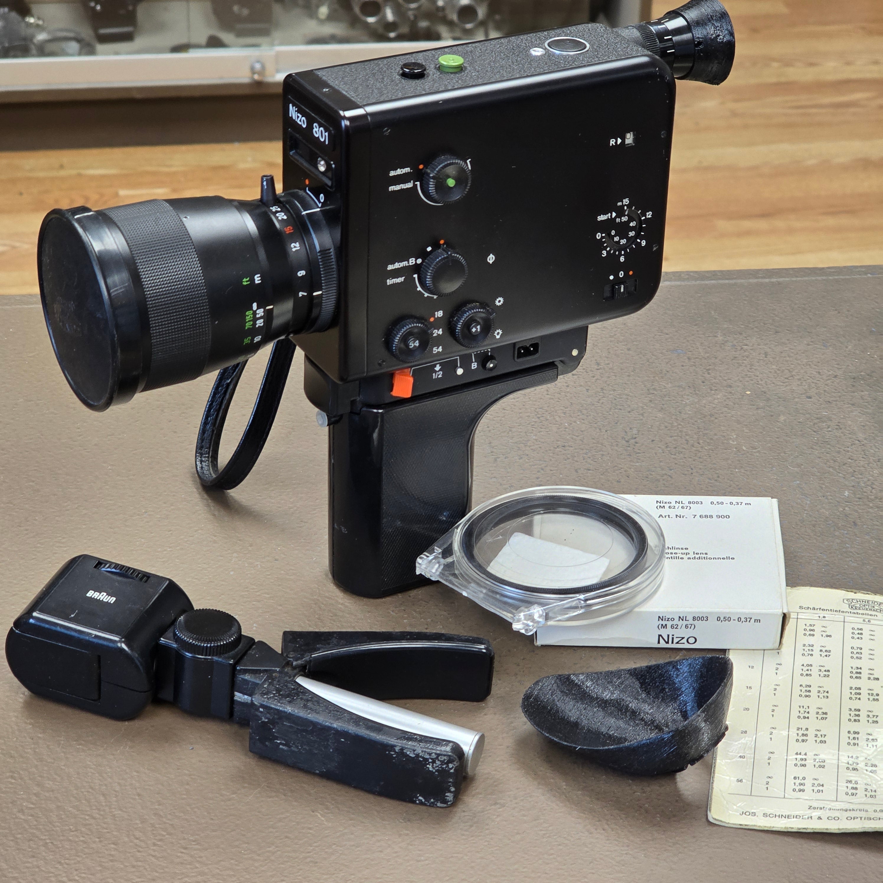 Nizo 801 macro 8mmフィルムカメラ Braun Nizo 801 Macro Super 8 Cine Camera — Sendean Cameras