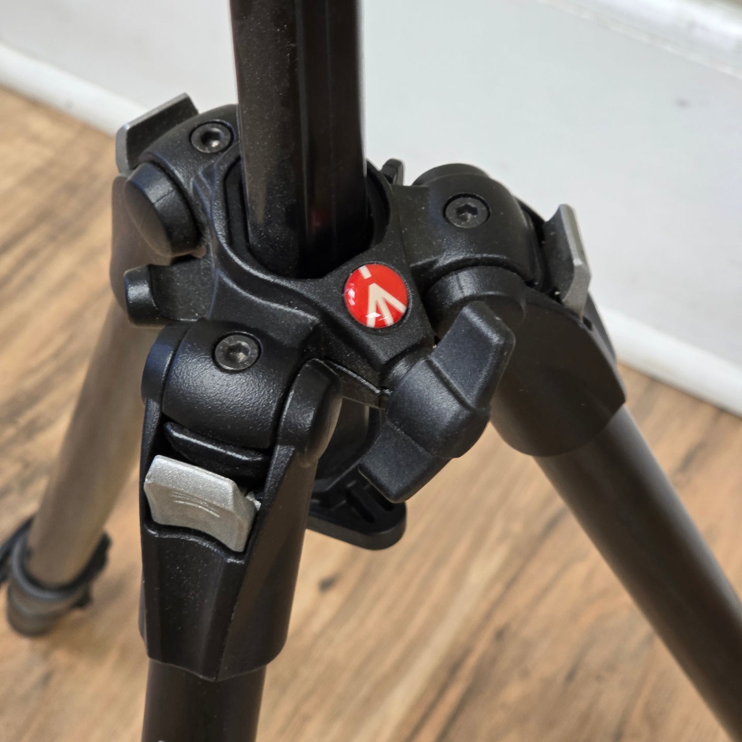 Manfrotto 190CX3 Carbon Fiber Legs with Manfrotto 498RC2 Ball Head