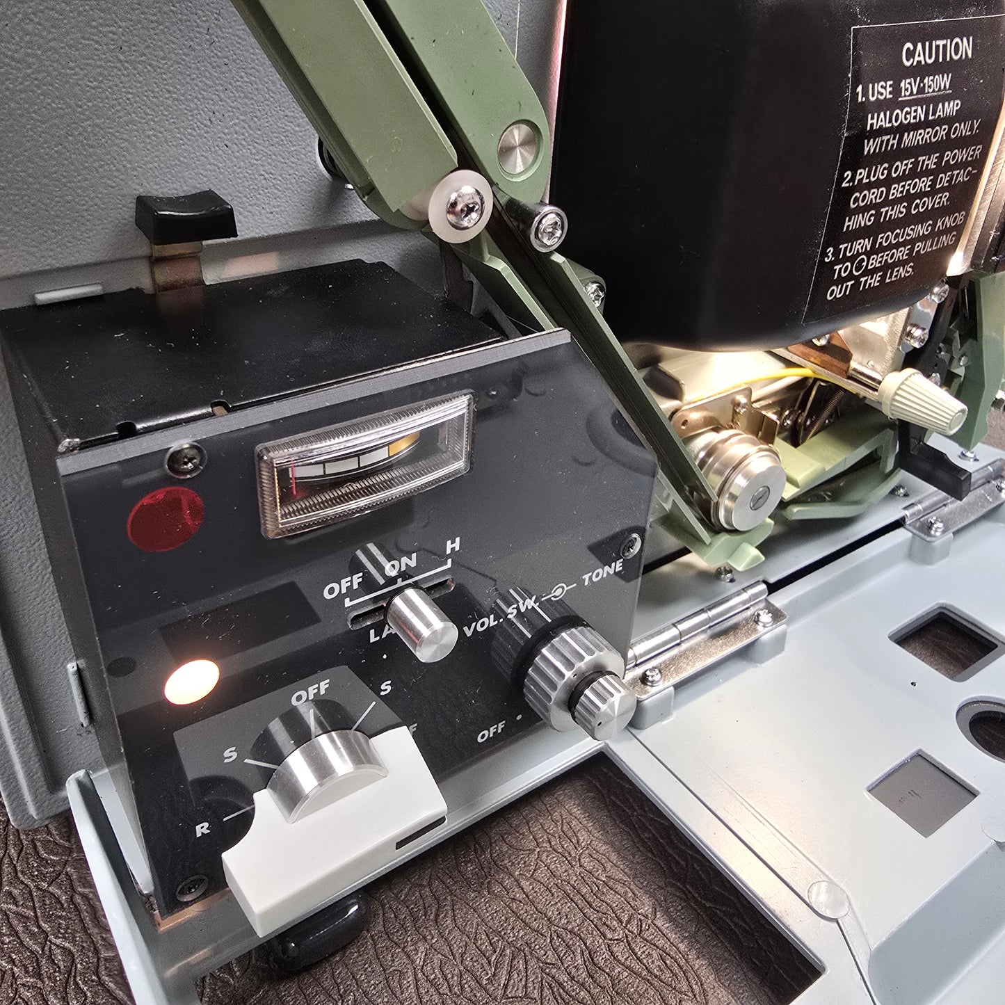 Elmo ST-1200 Magnetic Super 8mm Sound Projector S# 54611