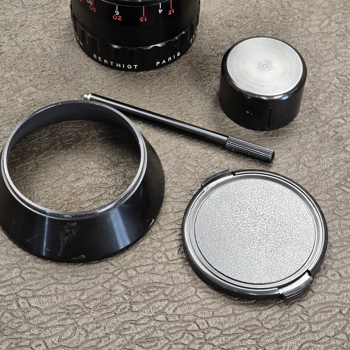 Som Berthiot Paris Pan Cinor 17-85mm t/2.66 Arri Standard Mount Zoom Lens S# CC 6646