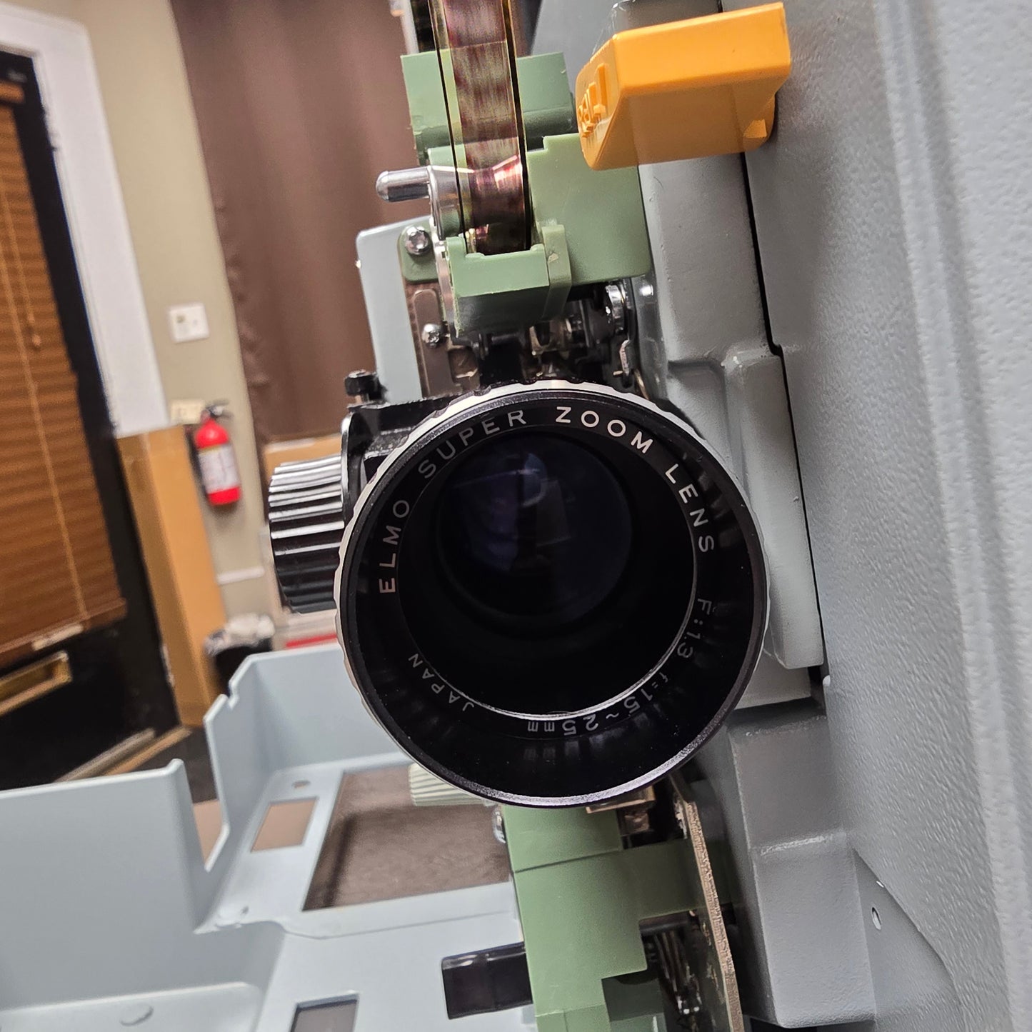 Elmo ST-1200 Magnetic Super 8mm Sound Projector S# 54611