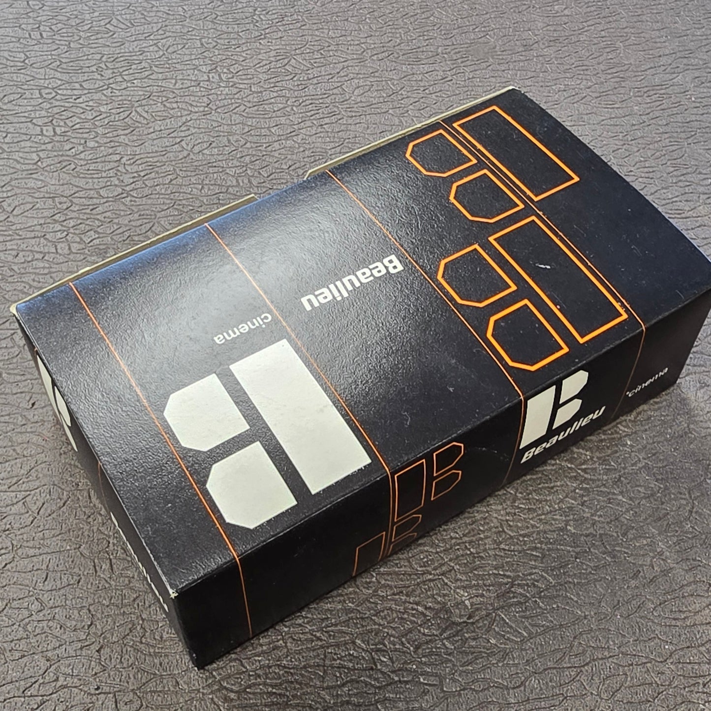 Beaulieu R-16 Power Cable 3-Pin DIN Locking Connector Male