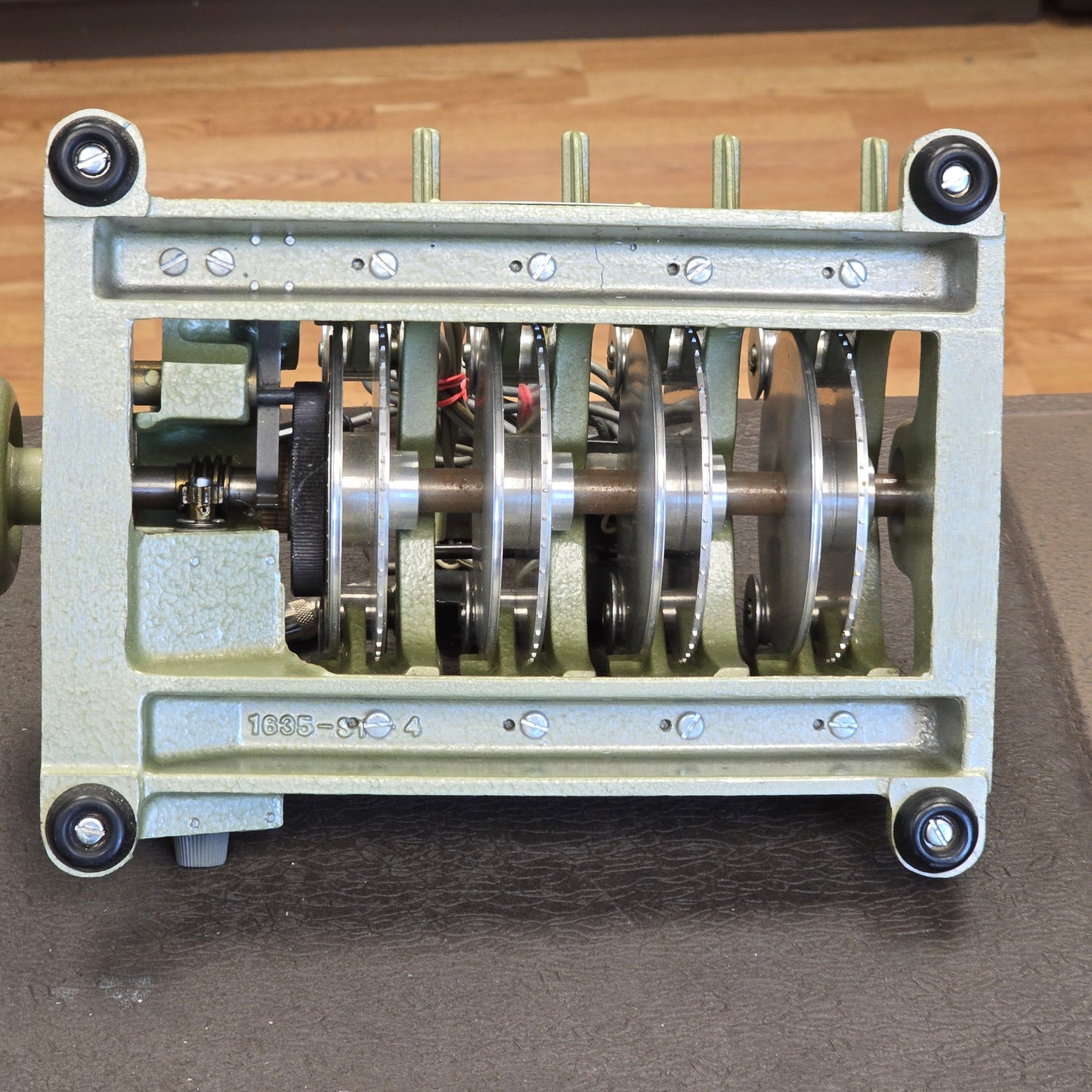 Ediquip 16mm 4 Gang Synchronizer with Counter Model no. 1034 S# 01375