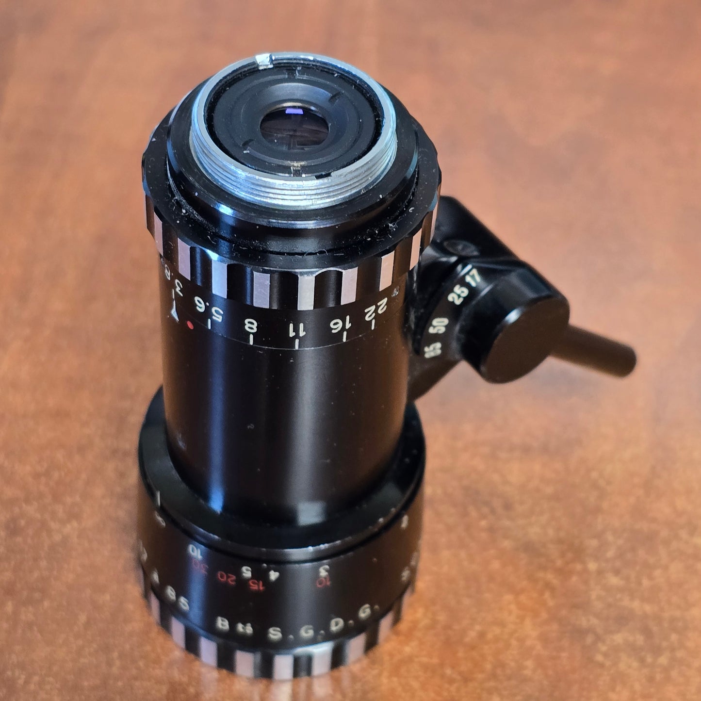 Som Berthiot B te S.G.D.G.17-85mm f3.8 C-Mount zoom lens S# T58974