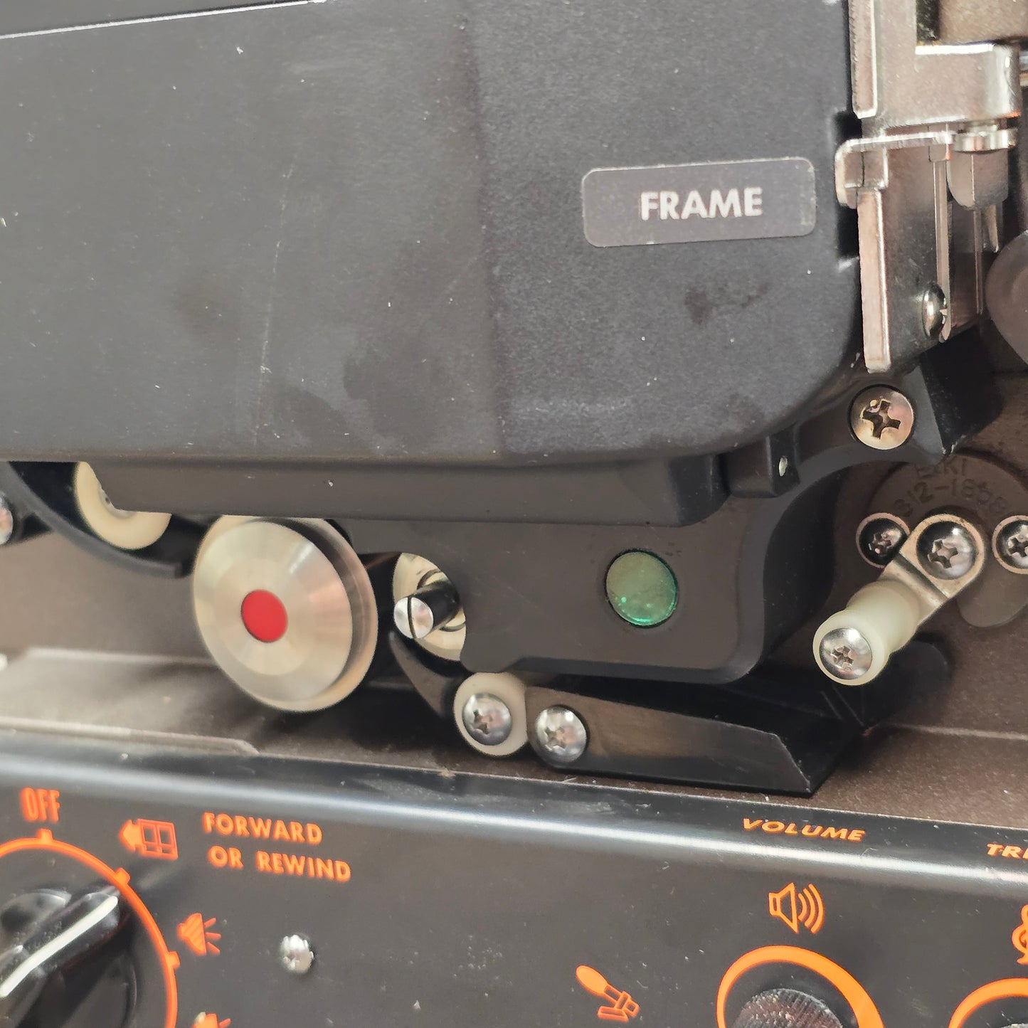 Eiki NT-O 16mm Autoload Sound Projector with Take up reel & Cover S# 21666