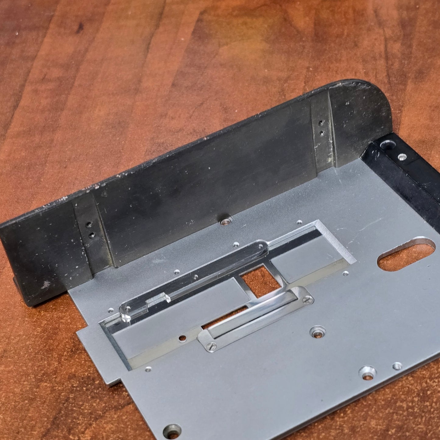 Eclair NPR 16mm Gate and Side Rails Assembly