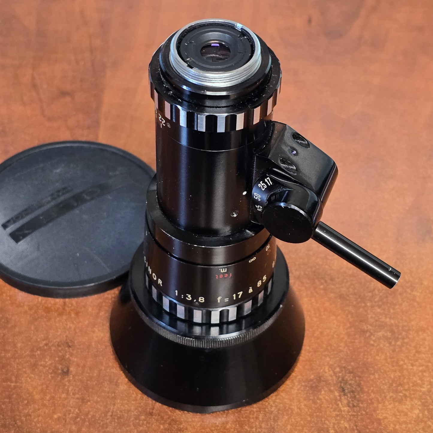 Som Berthiot B te S.G.D.G.17-85mm f3.8 C-Mount zoom lens S# T58974