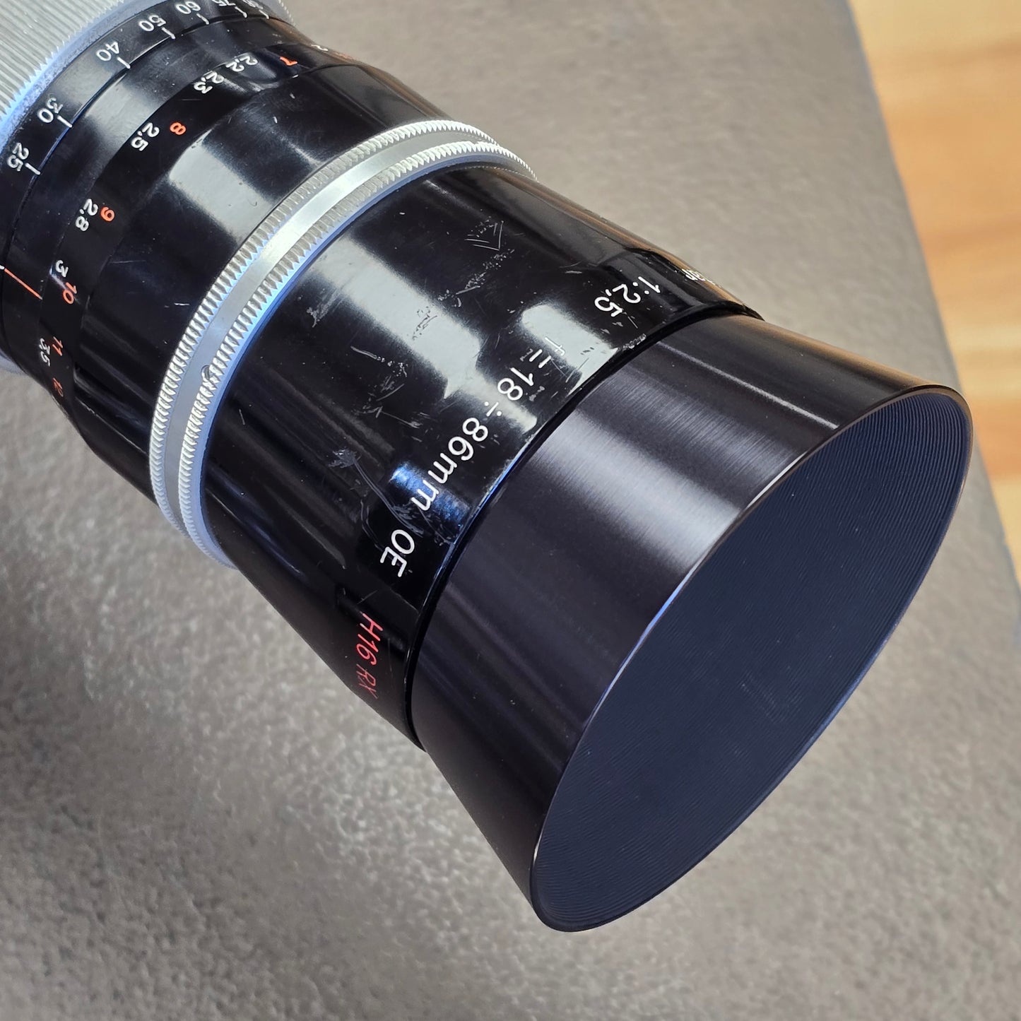66mm Front Metal Lens Shade Threaded for Vario Switar 18-86mm Zoom Lens