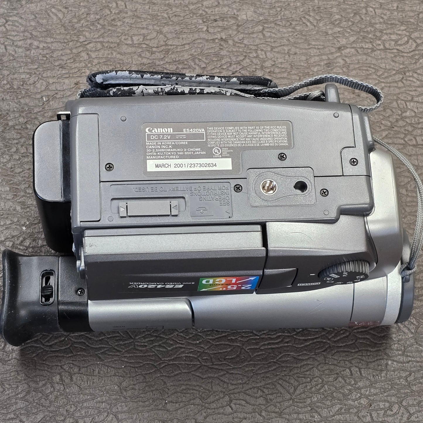 Canon ES420VA Hi8mm NTSC Video Camcorder S# 237302634