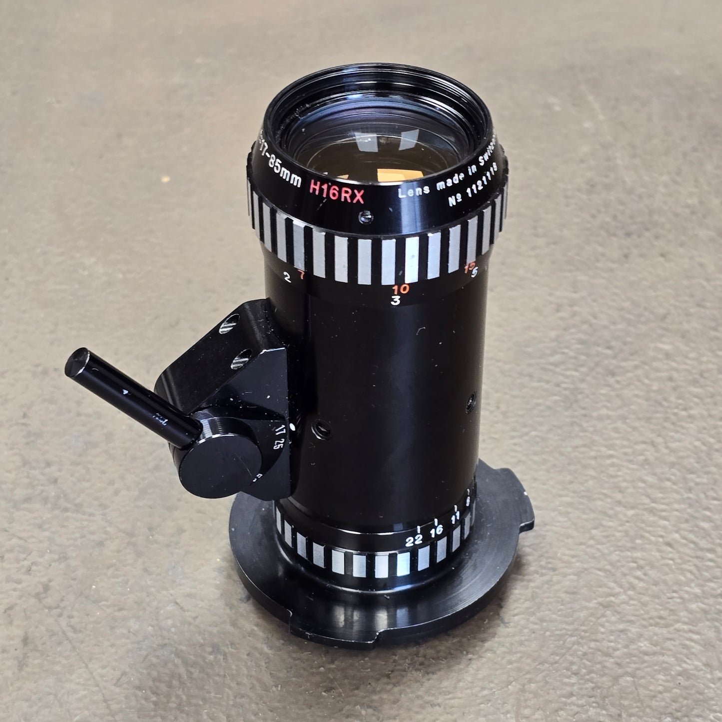Kern Vario Switar Compact 17-85mm f3.5 H16RX Zoom lens In Bolex Bayonet Mount S# 1121118