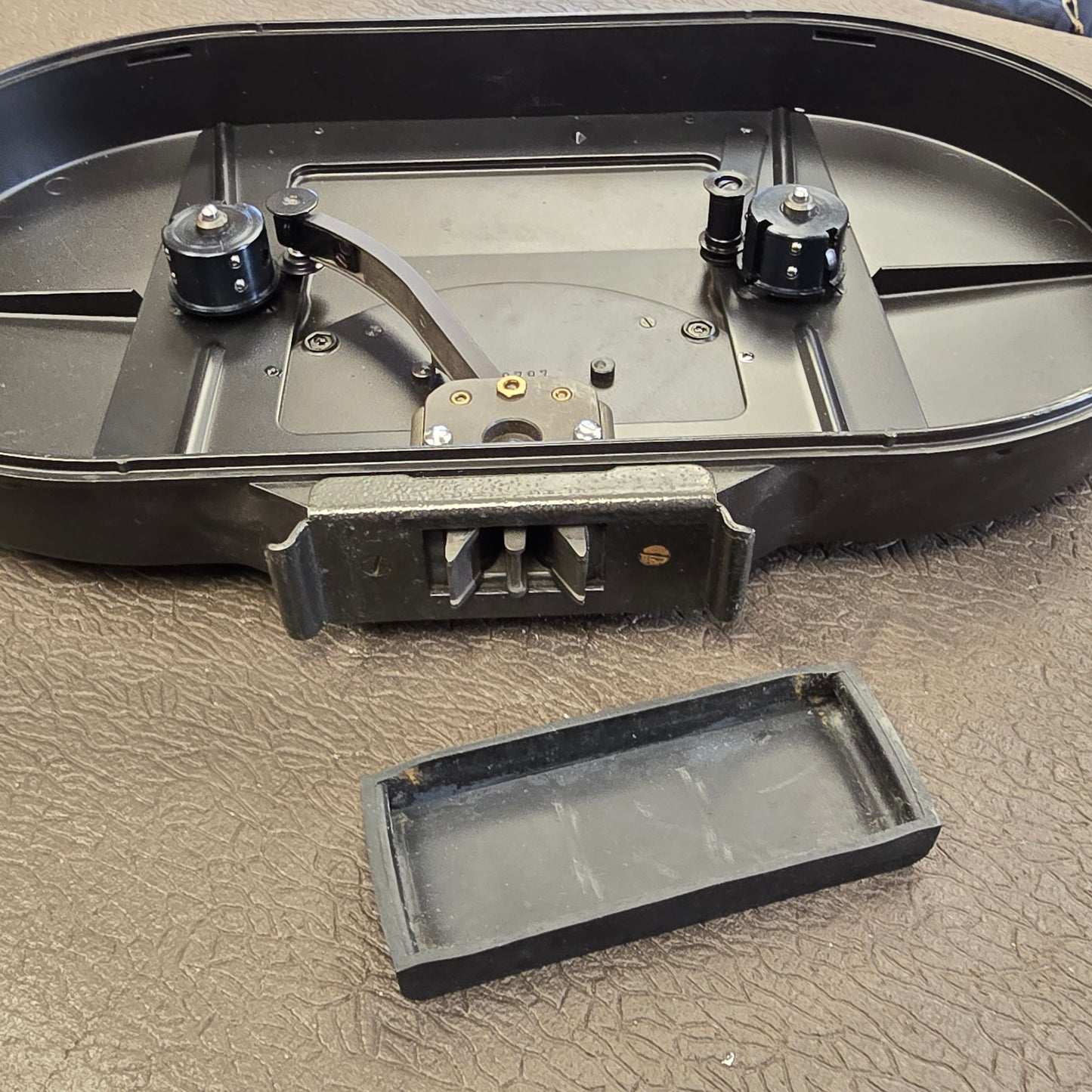 Bolex 400' Magazine with Core adapters S# KA10797
