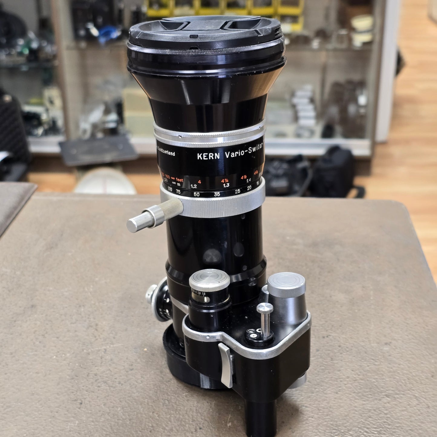 Kern Vario-Switar 16-100mm POE f1.9 Zoom Lens Bolex Bayonet Mount S# 1122721