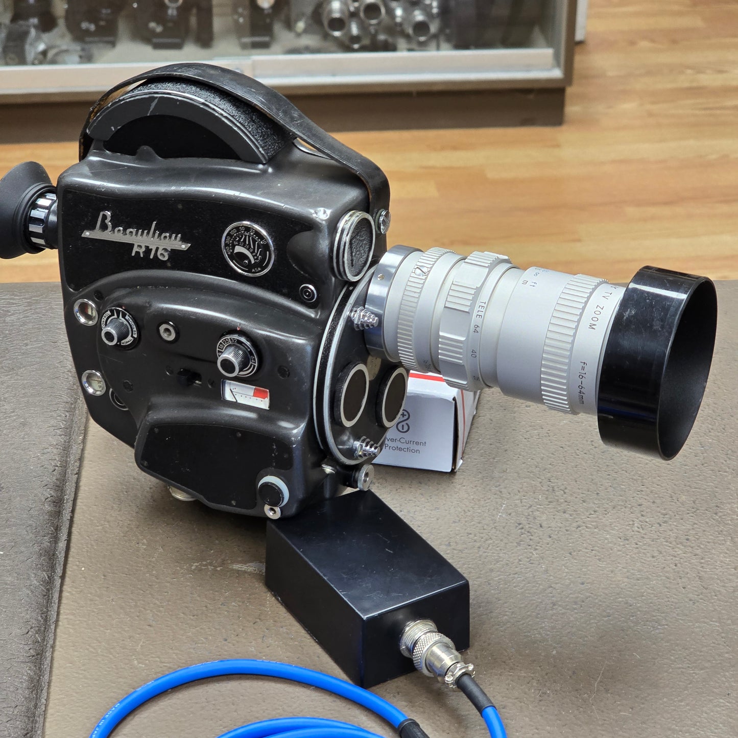 Beaulieu R-16 Camera body S# 663153 with Sony 16-64mm T2 Zoom Lens