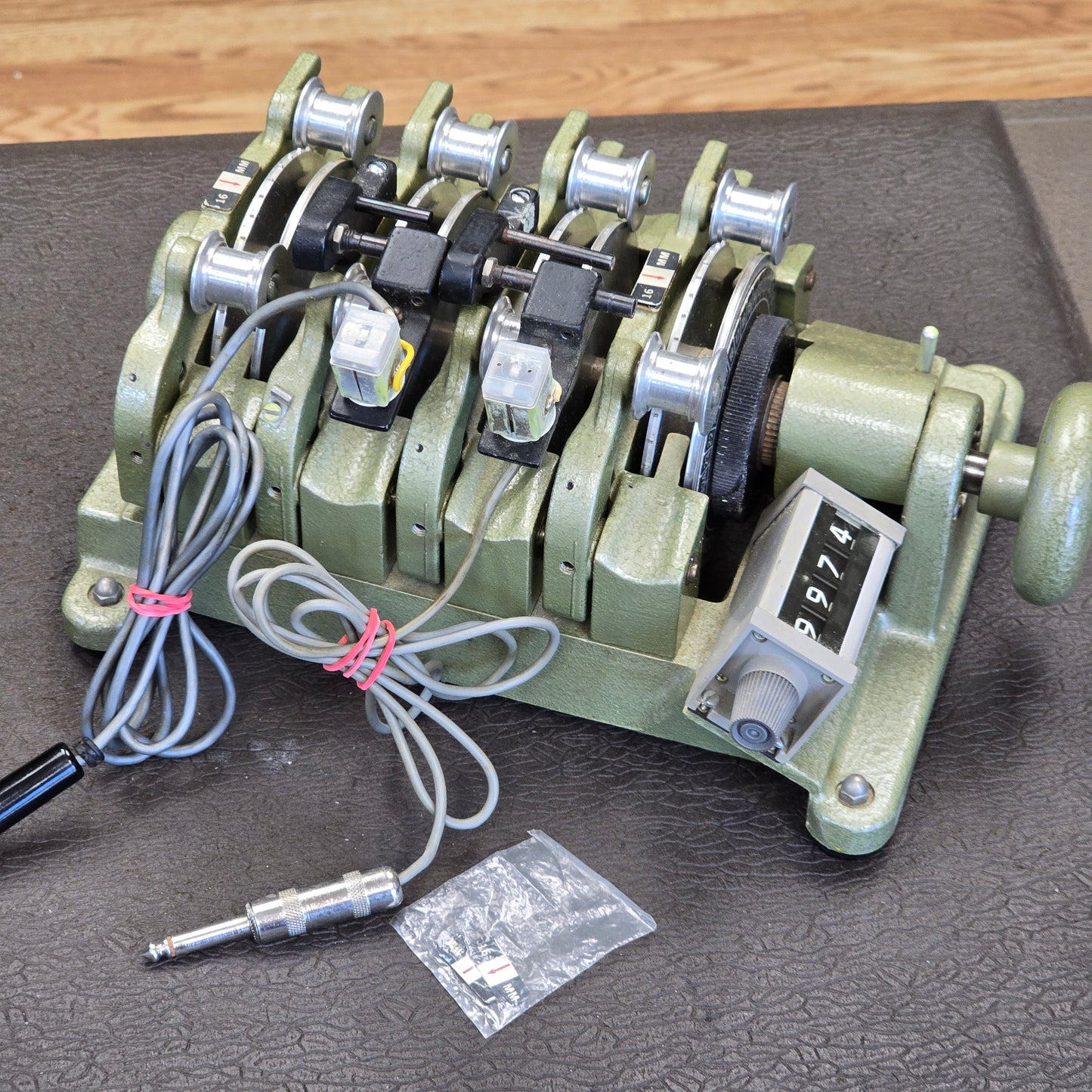 Ediquip 16mm 4 Gang Synchronizer with Counter Model no. 1034 S# 01375
