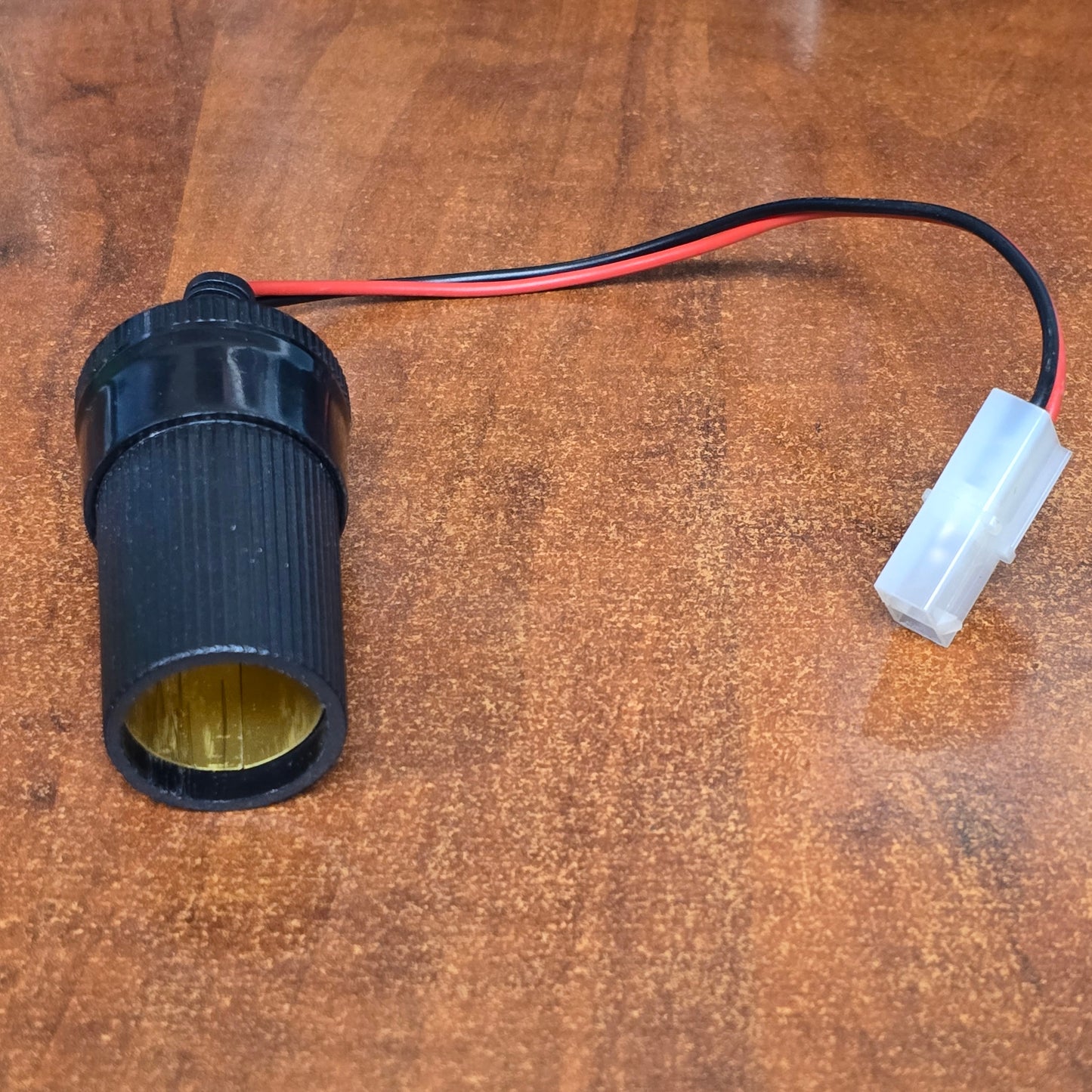 Charging Adapter cable - Female Cigarette - Tamiya