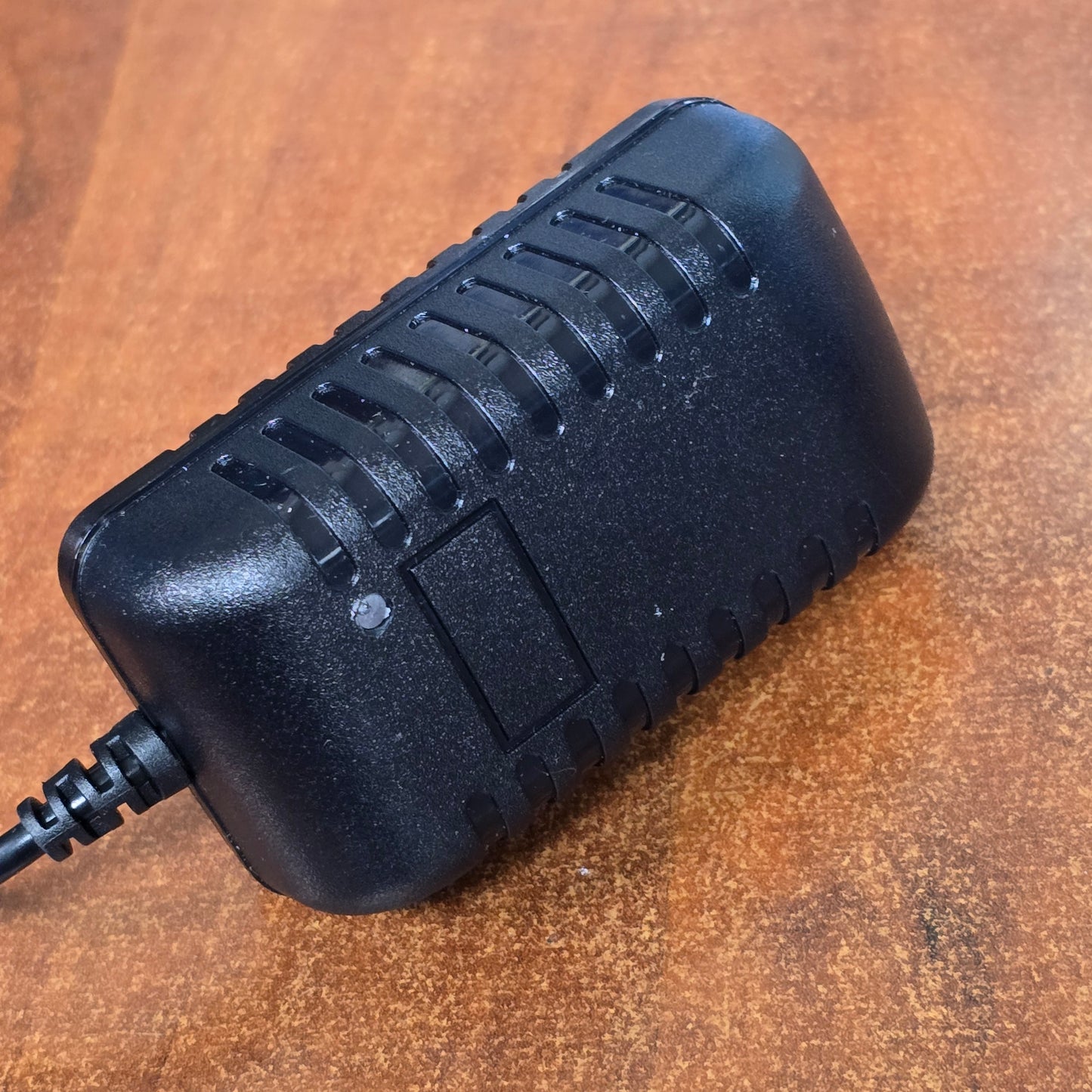 Soshine Smart Universal Intelligent Charger 2.4 Volts - 12 Volts NiMh / NiCad