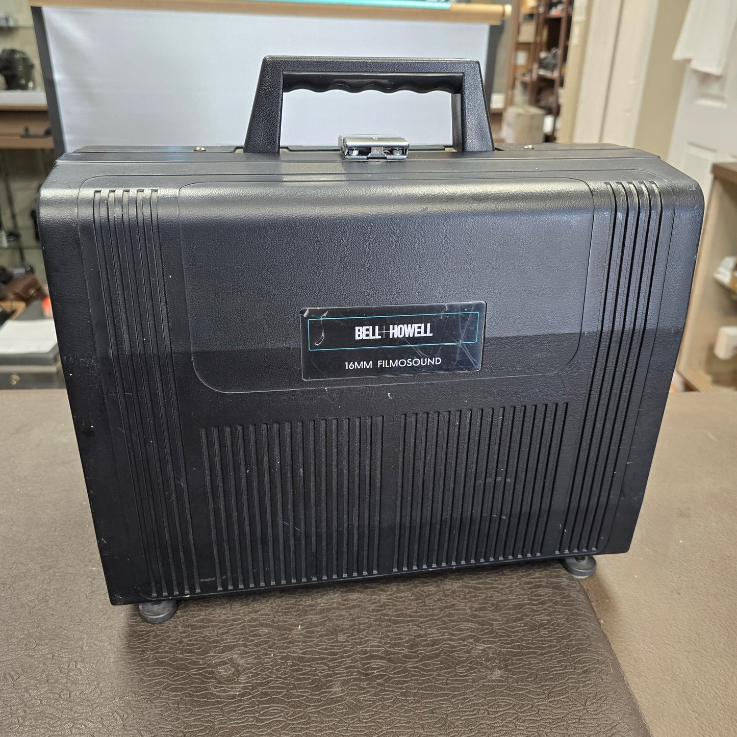 Eiki / Bell & Howell Filmosound 3585 16mm Autoload Sound Projector S# 12008