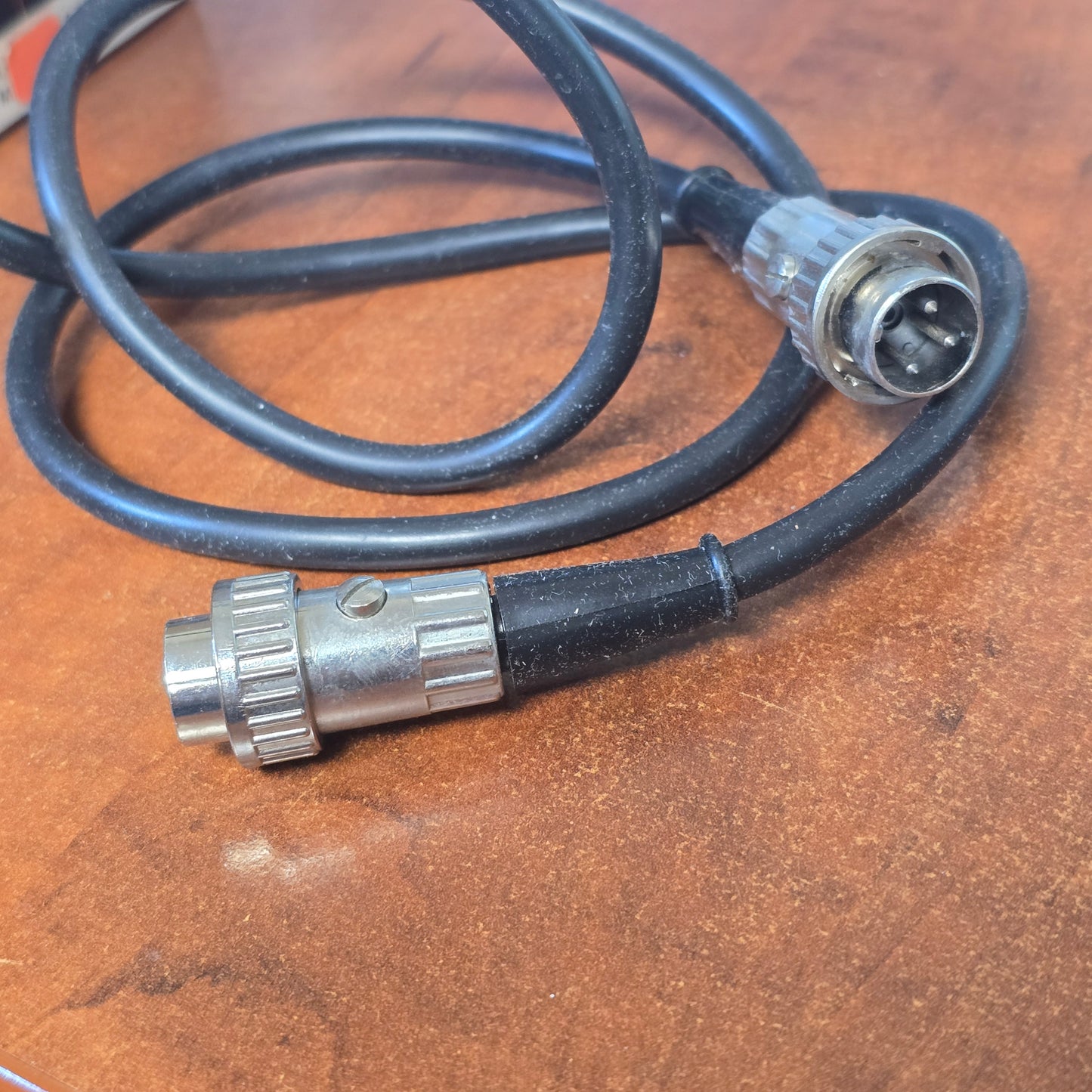 Beaulieu 3-pin DIN- 3-pin DIN Male Power Cable