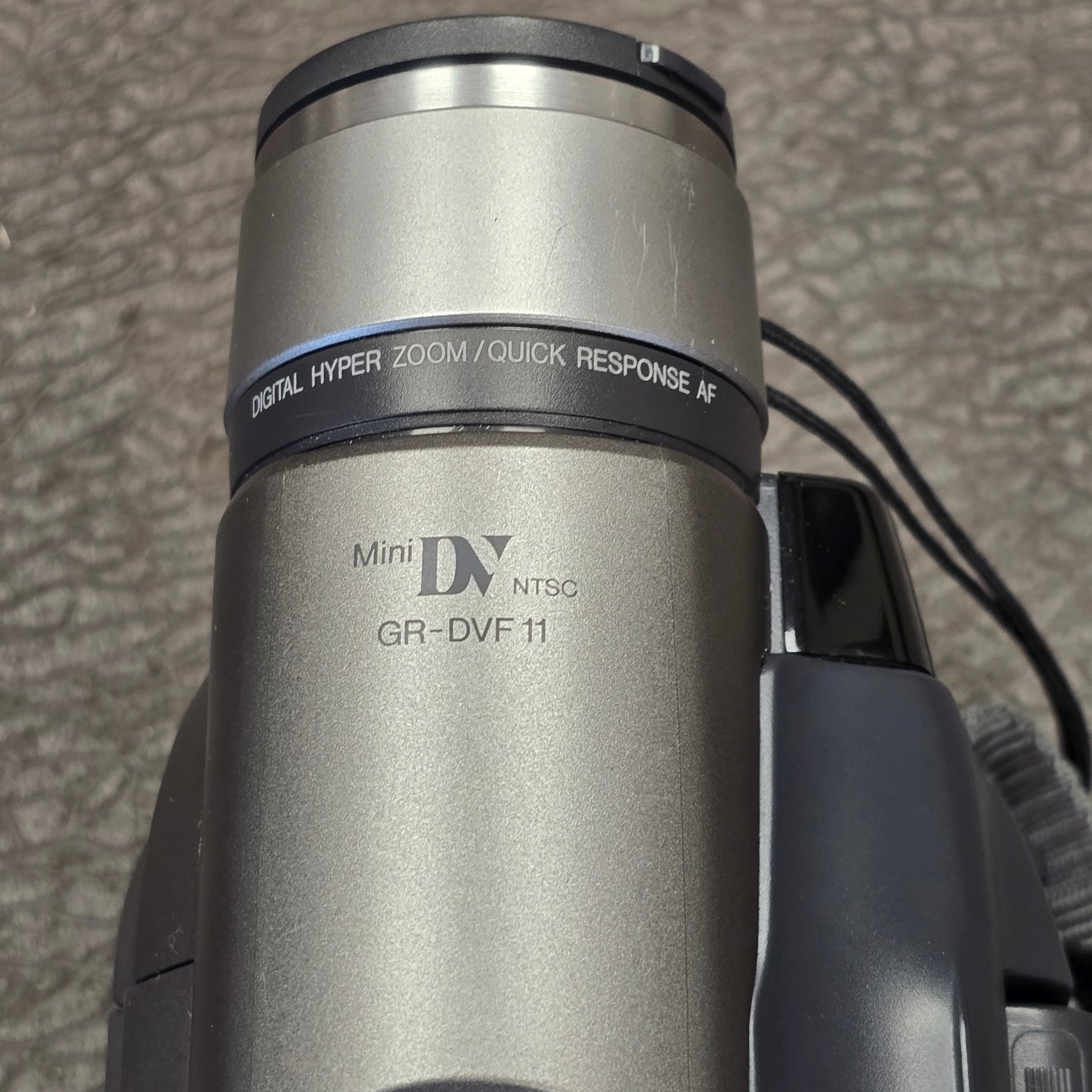 JVC GR-DVF11U Mini DVCamcorder Package (NTSC) S# 15431068